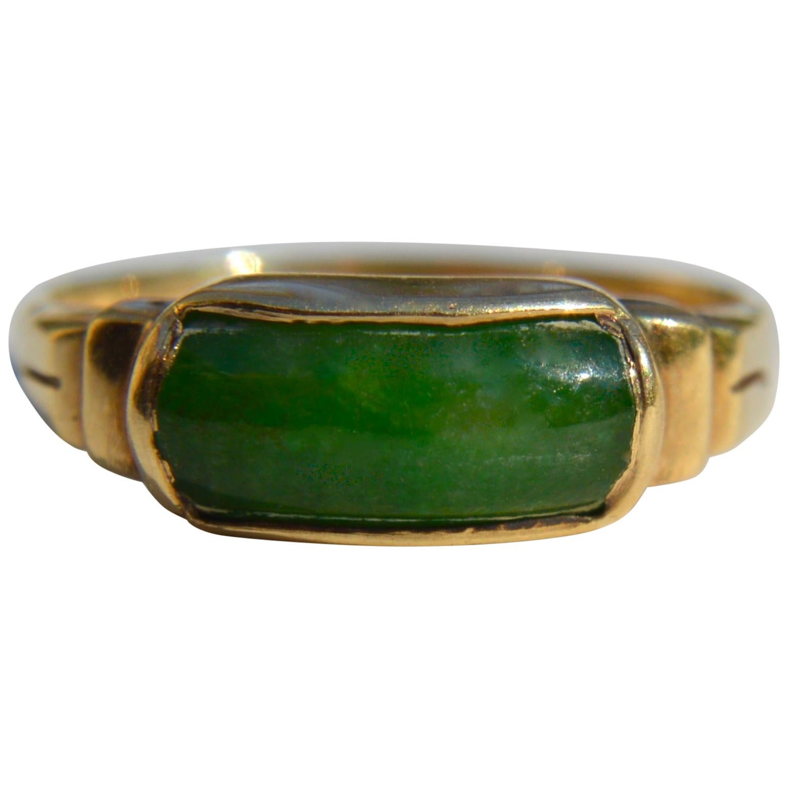 Antique Art Deco Era 1920s Nephrite Jade 14 Karat Gold East West Signet Ring