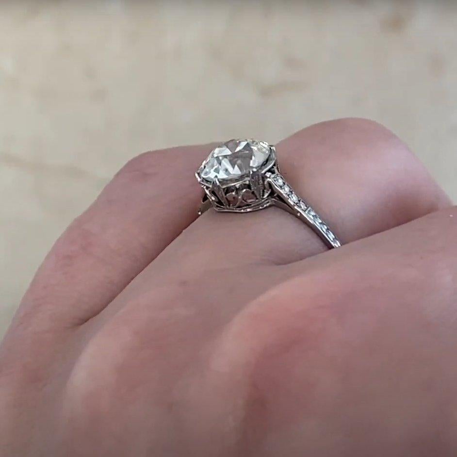 Antiguo Anillo de Diamantes Europeos Antiguos de la Era Art Decó (GIA Aprox. 1,80 Quilates) Platino en venta 1