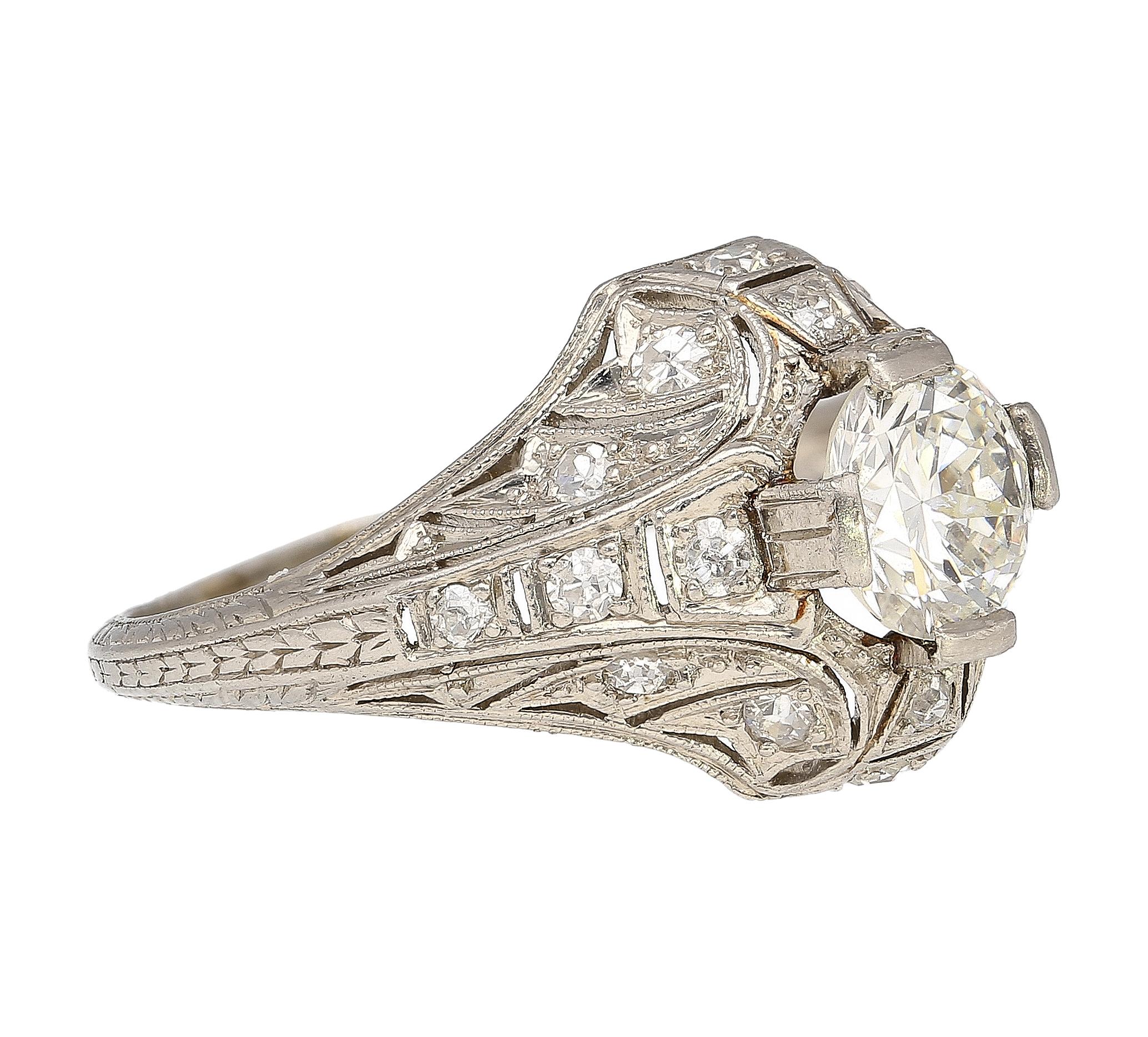 Bague en platine antique de l'époque Art déco avec diamant taille européenne ancienne de 1 carat Neuf - En vente à Miami, FL