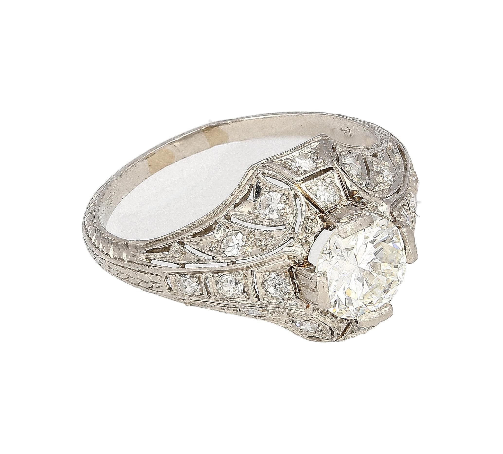Women's Antique Art Deco Era Platinum 1 Carat Old European Cut Diamond Platinum Ring For Sale
