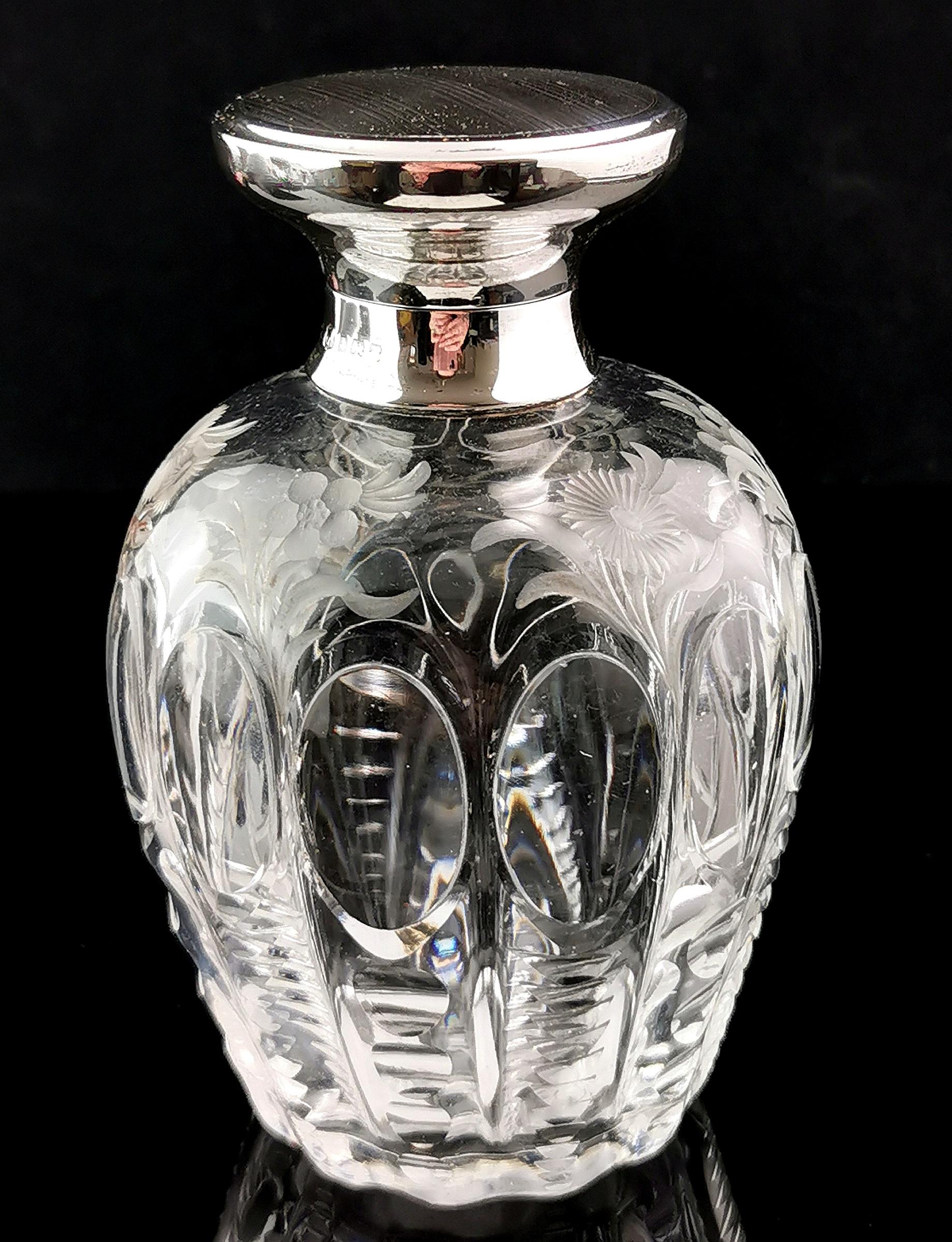 British Antique Art Deco etched glass scent bottle, Sterling silver, Floral  For Sale