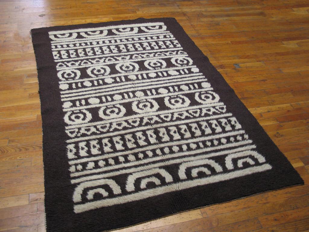 Antique Art Deco - European rugs 4' 3