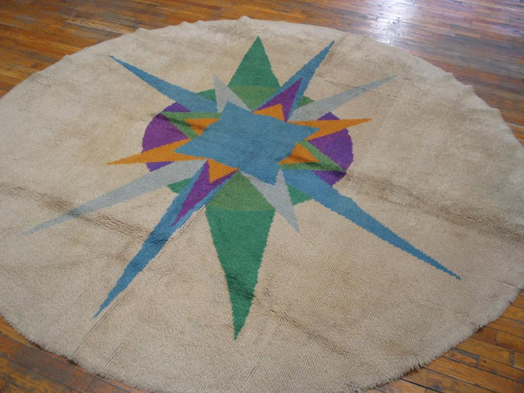 Hand-Knotted Mid 20th Century Round European Art Deco Carpet ( 8'5 R - 257 R ) For Sale