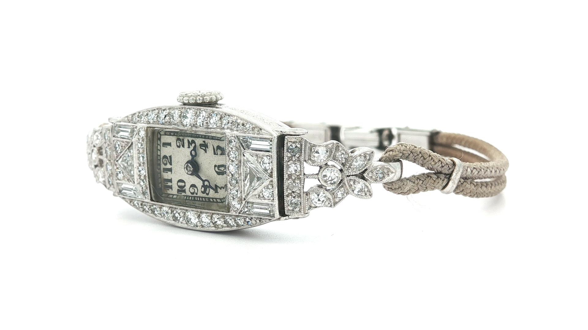 Antike Art Deco Fancy Gubelin Platin & 1,58ctw Diamond Wrist Watch & Gray COR im Angebot 4