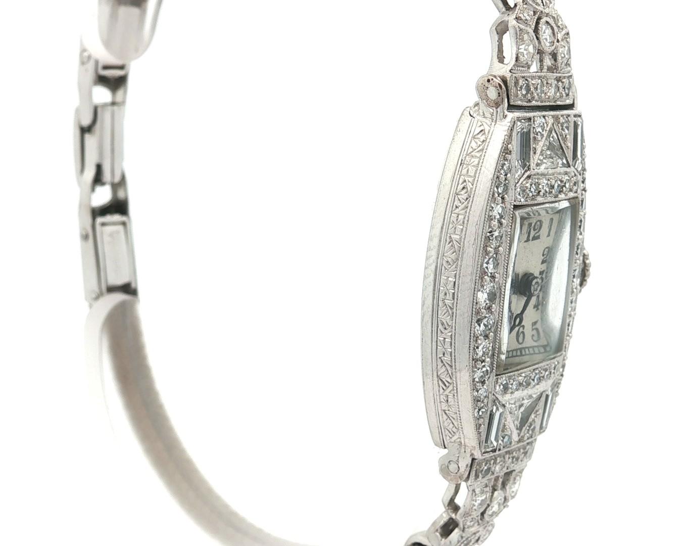 Antike Art Deco Fancy Gubelin Platin & 1,58ctw Diamond Wrist Watch & Gray COR (Baguetteschliff) im Angebot