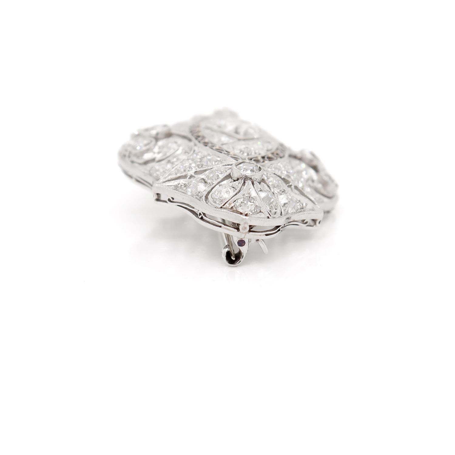 Antique Art Deco Filigree Platinum & Diamond Brooch For Sale 3