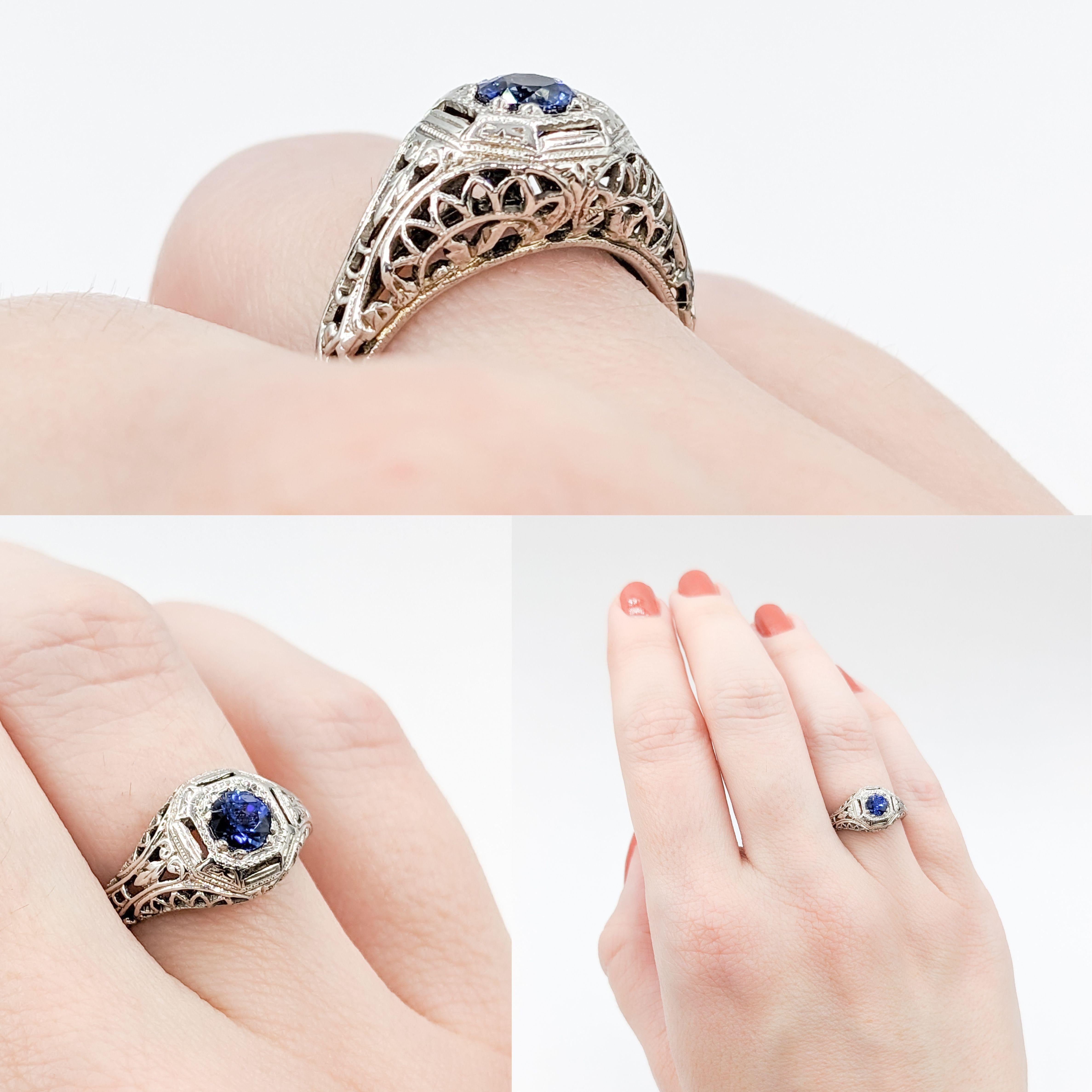 Round Cut Antique Art Deco Filigree Sapphire Ring 18kt White Gold For Sale