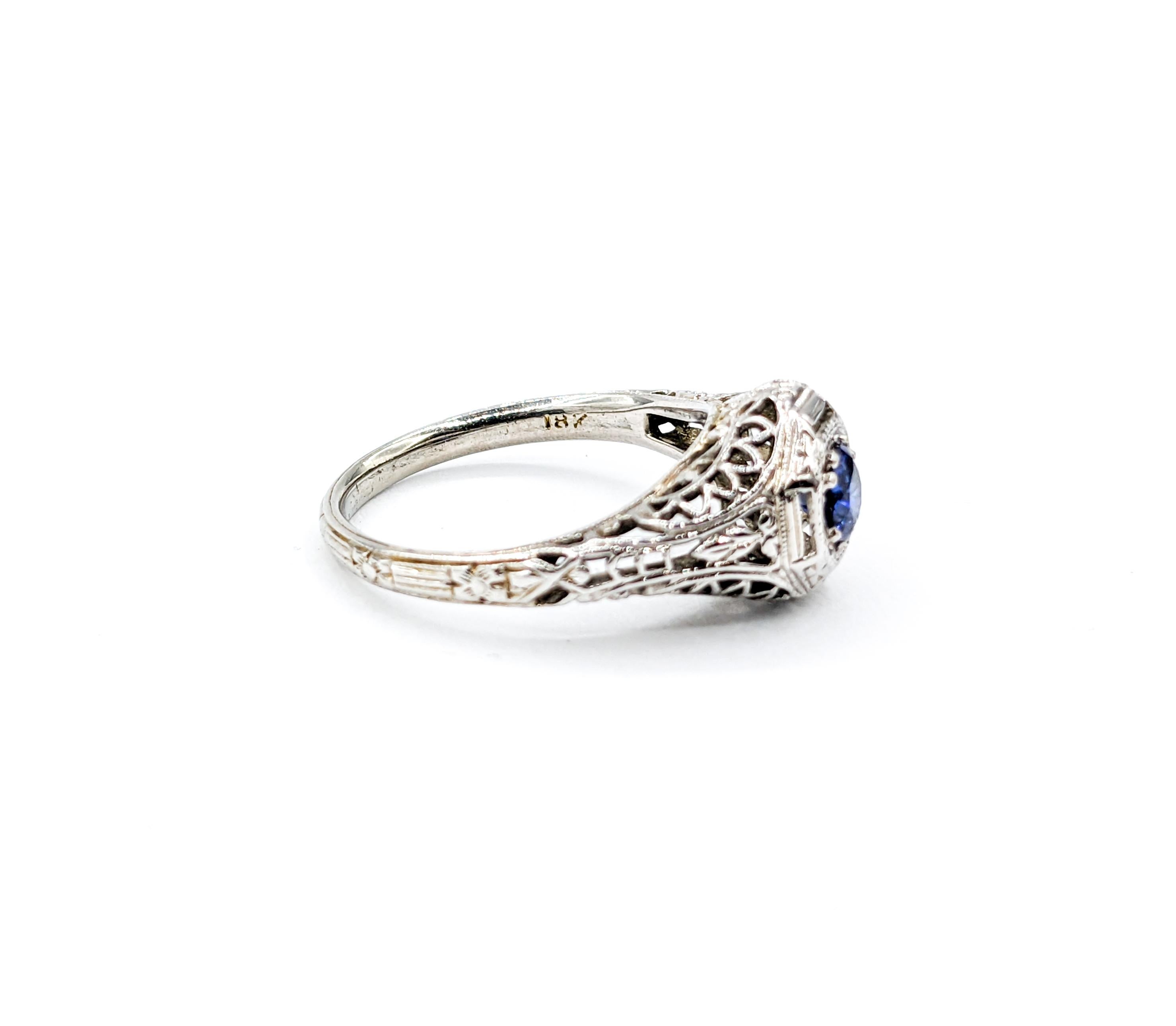Antique Art Deco Filigree Sapphire Ring 18kt White Gold In Excellent Condition For Sale In Bloomington, MN