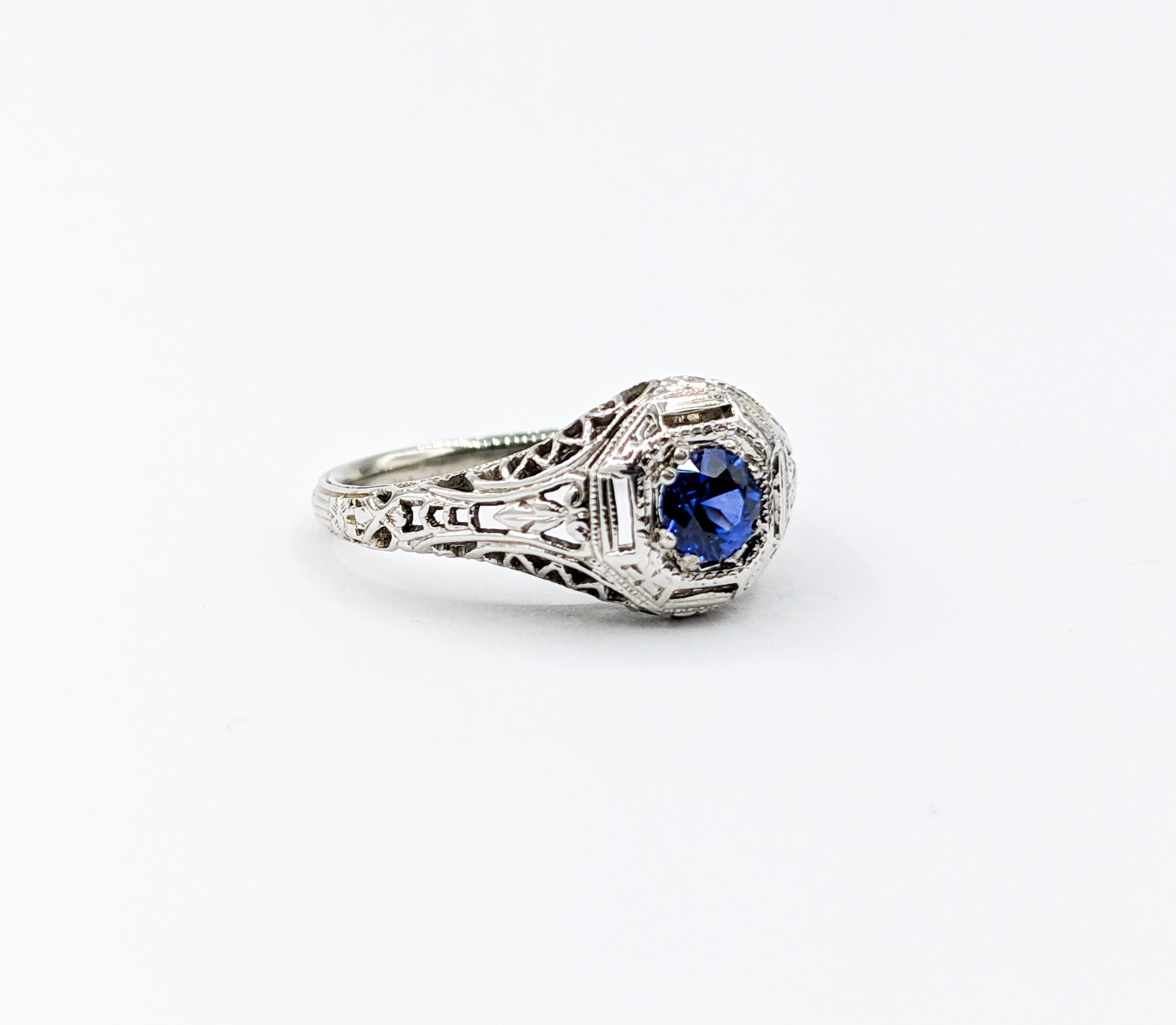 Antique Art Deco Filigree Sapphire Ring 18kt White Gold For Sale 2