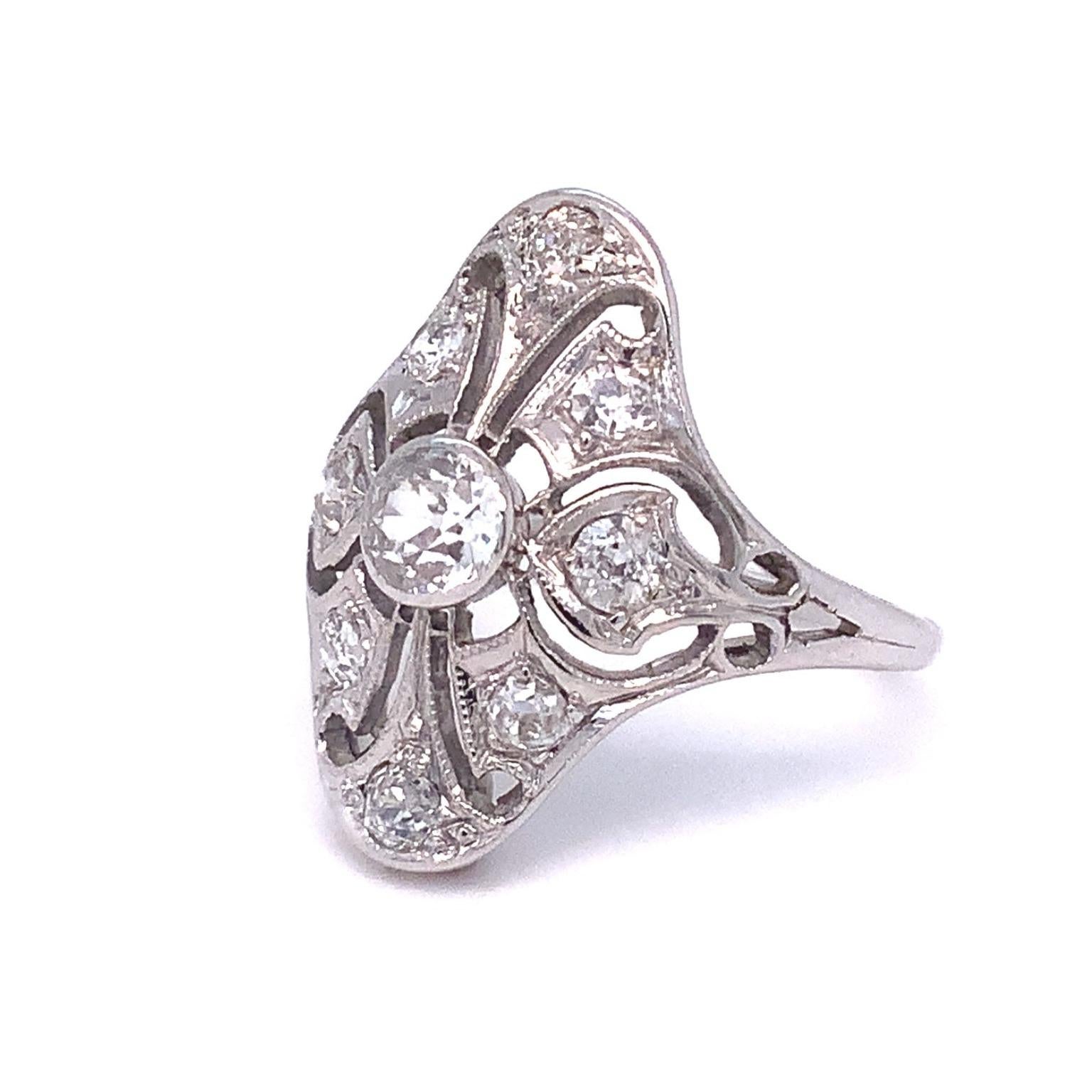 Antique Art Deco Fillagree Diamond Ring Set in 14 Karat White Gold In Excellent Condition For Sale In Los Gatos, CA