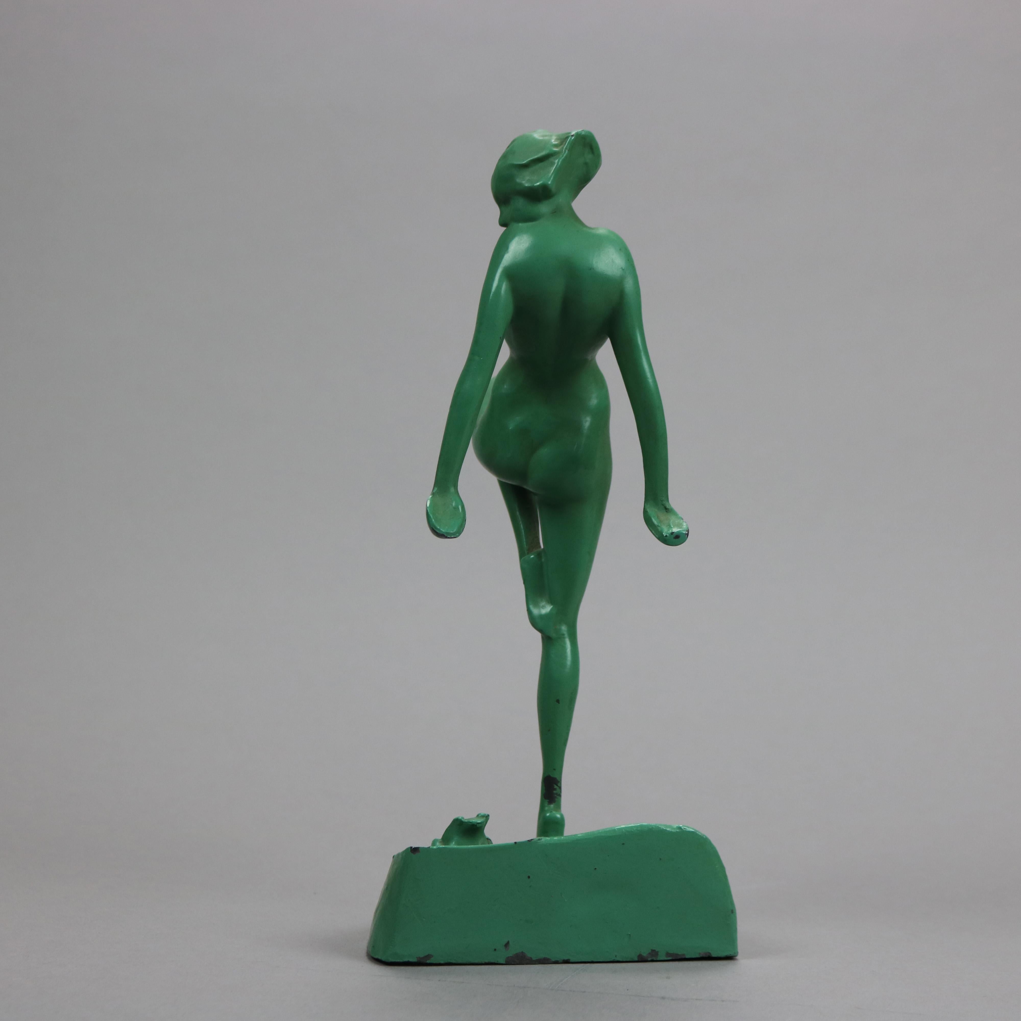 nude frog
