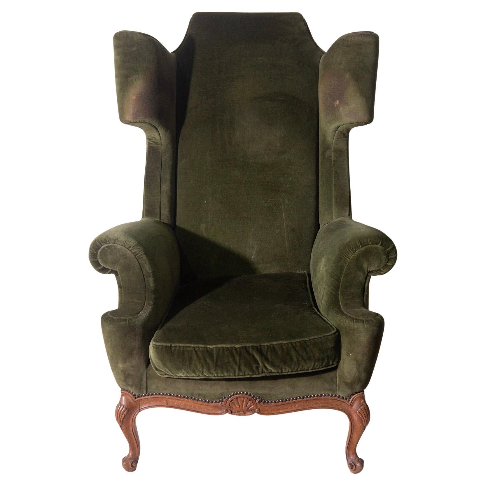 Antiker französischer Art Deco Bergersessel mit original grünem Samt