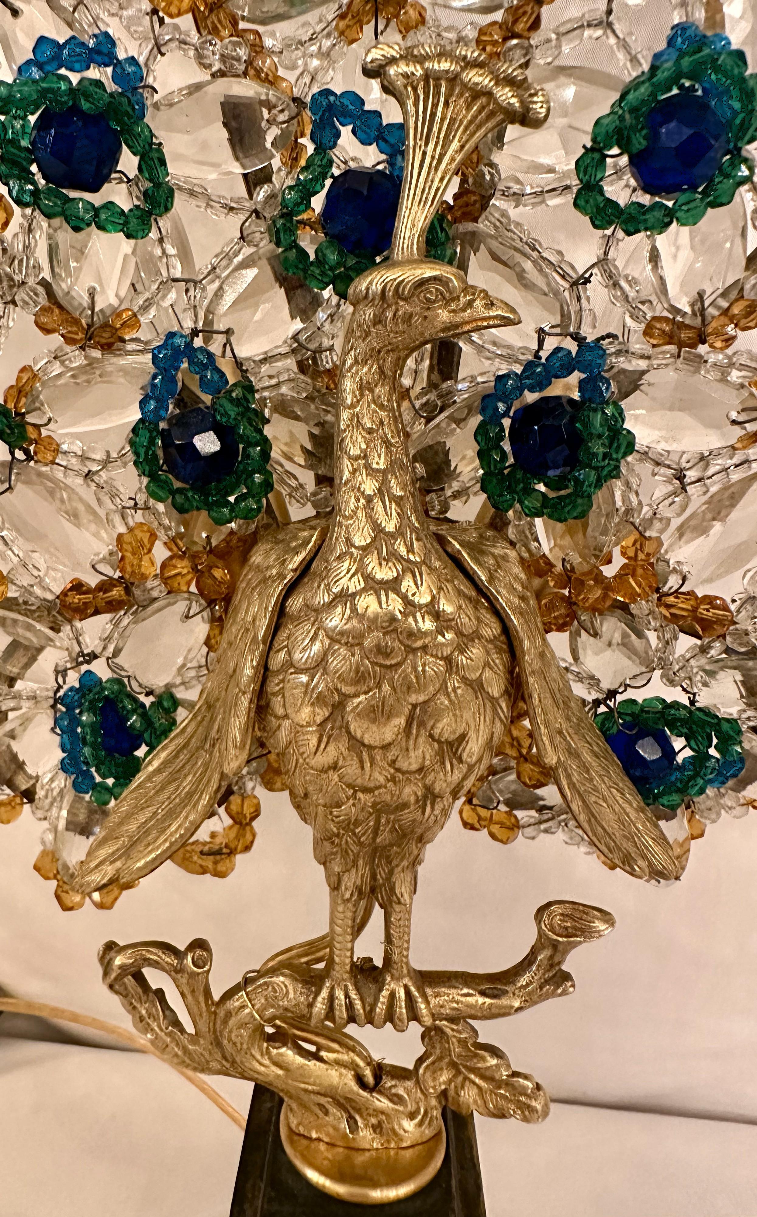 Antigua lámpara Art Decó francesa de bronce dorado y pavo real de cuentas de colores, Circa 1915 en venta 2