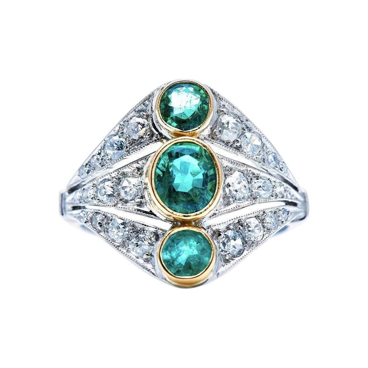 Antique, Art Deco, French, Platinum, Emerald and Diamond Ring For Sale