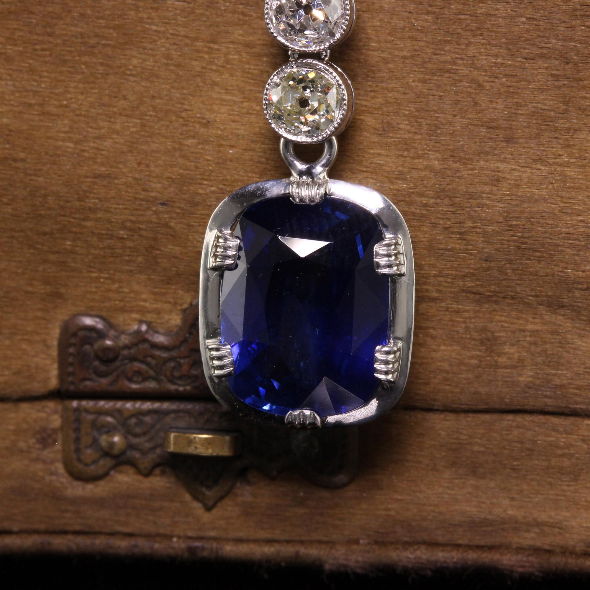 Antike antike Art Deco Französisch Platin Old Euro Diamant und Saphir Tropfen Halskette (Art déco) im Angebot