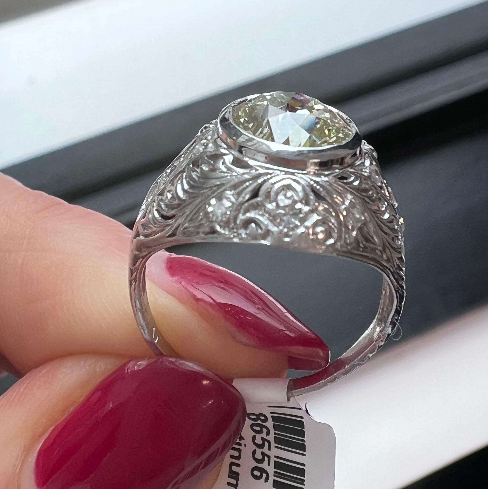 Women's Antique Art Deco GIA Certified Engagement Diamond Ring For Sale