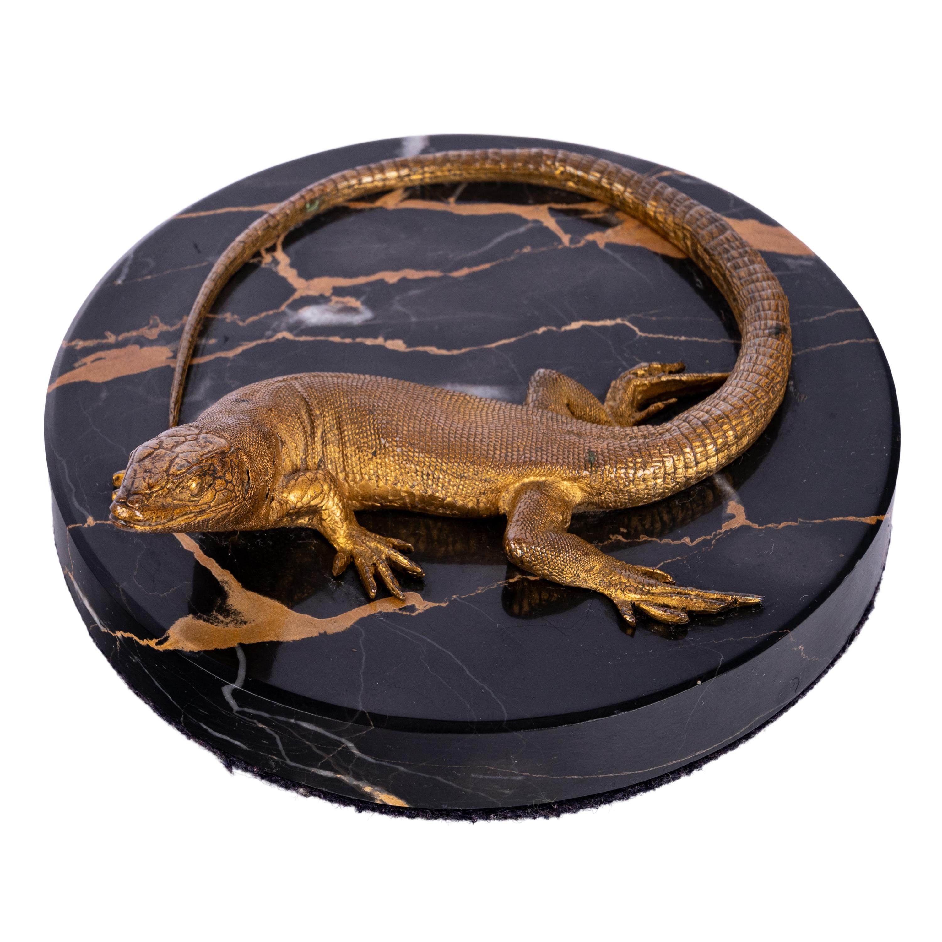 Presse-papiers d'antiquités Art déco en bronze doré, marbre Portoro et statue de lézard 3