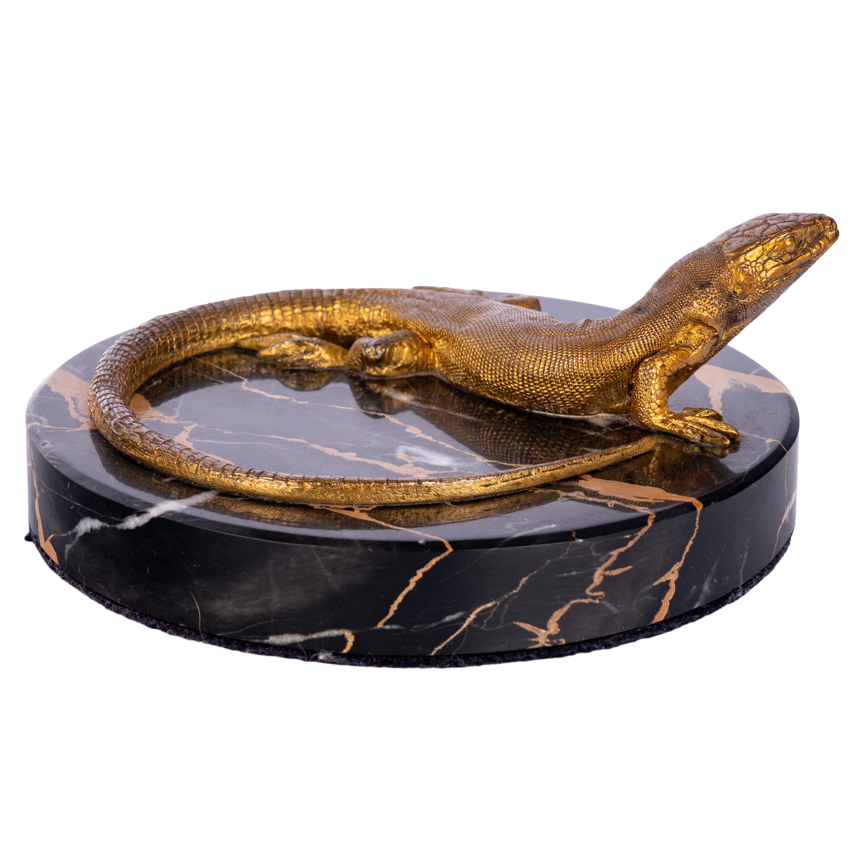 Bronze Presse-papiers d'antiquités Art déco en bronze doré, marbre Portoro et statue de lézard