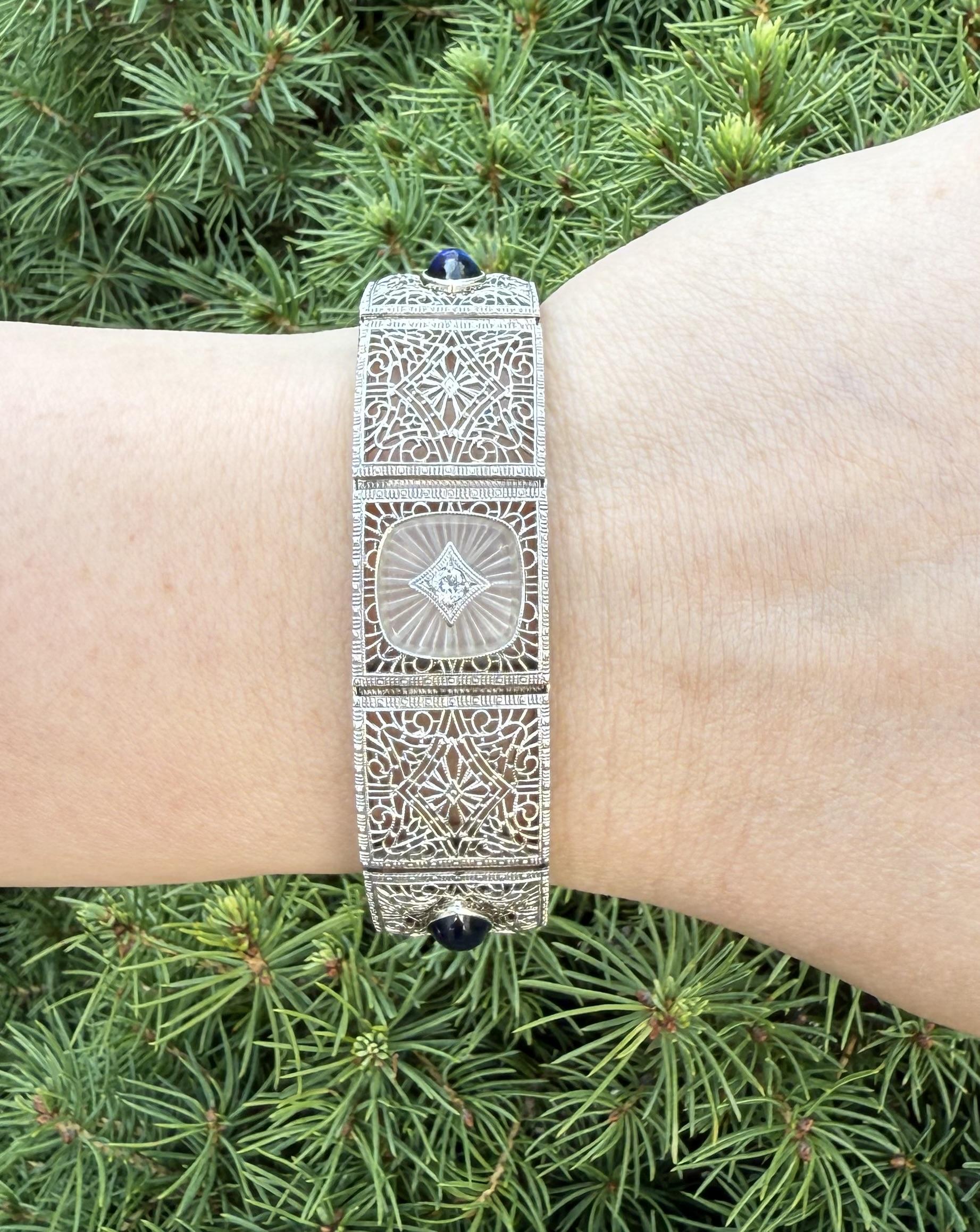 Bracciale antico Art Deco in oro e platino con vetro canforato e diamanti in filigrana in vendita 5