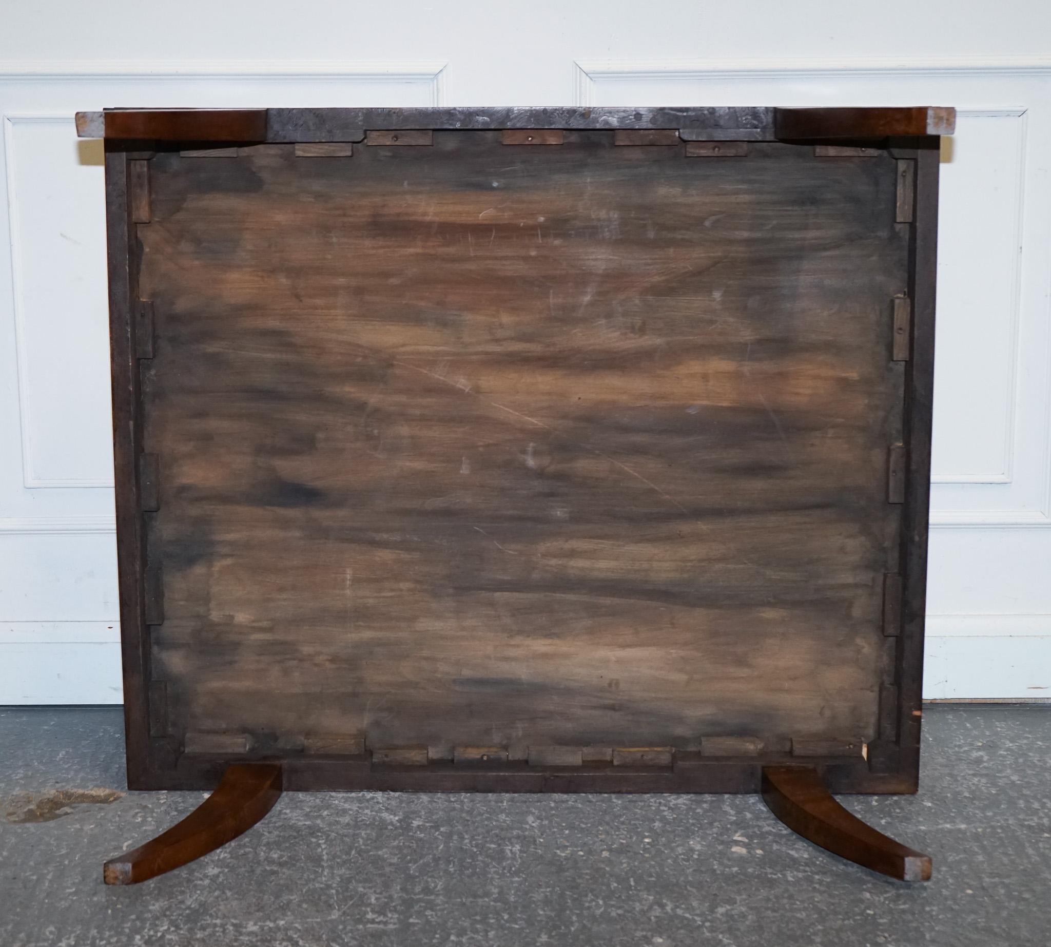 ANTIQUE ART DECO GOLDEN OAK COFFEE TABLE MAPPA BURL TRiM & SPLAYED LEGS im Angebot 3