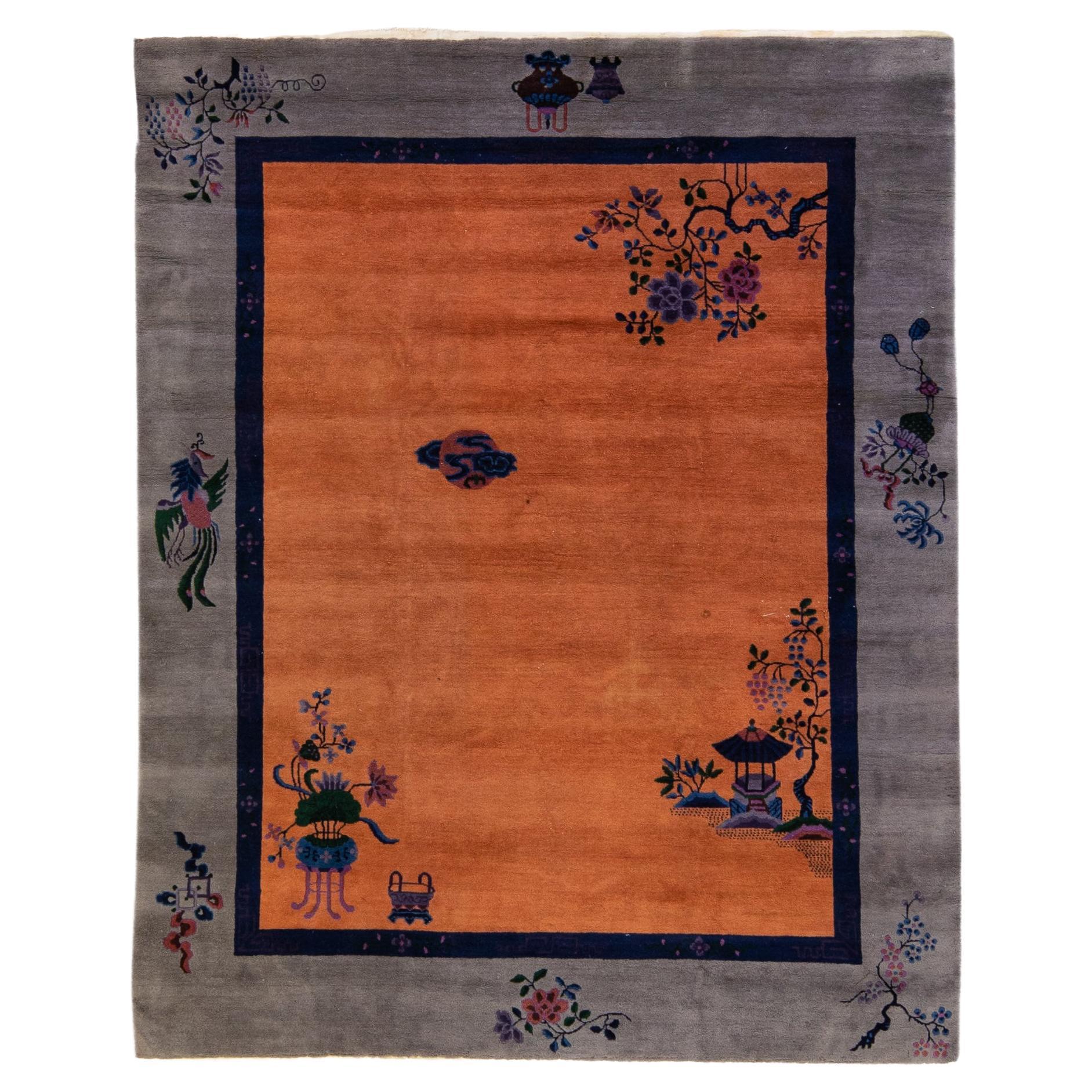 Antiker, antiker, grauer und hellbrauner, chinesischer, handgefertigter Wollteppich im Art déco-Stil