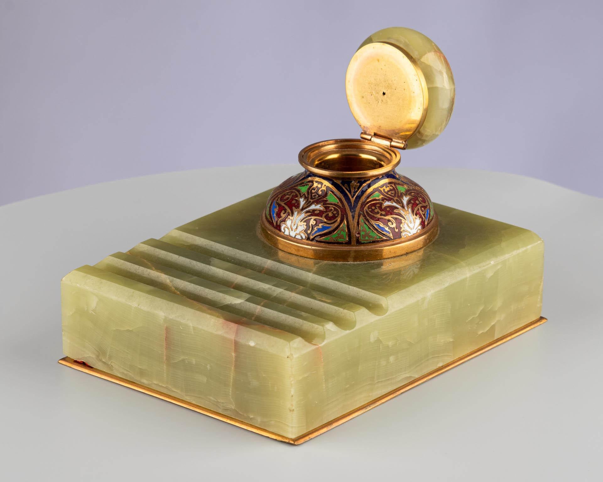 20th Century Antique Art Deco Green Onyx Gold Champlevé Enamel Office Inkwell Ink Pen Stand For Sale
