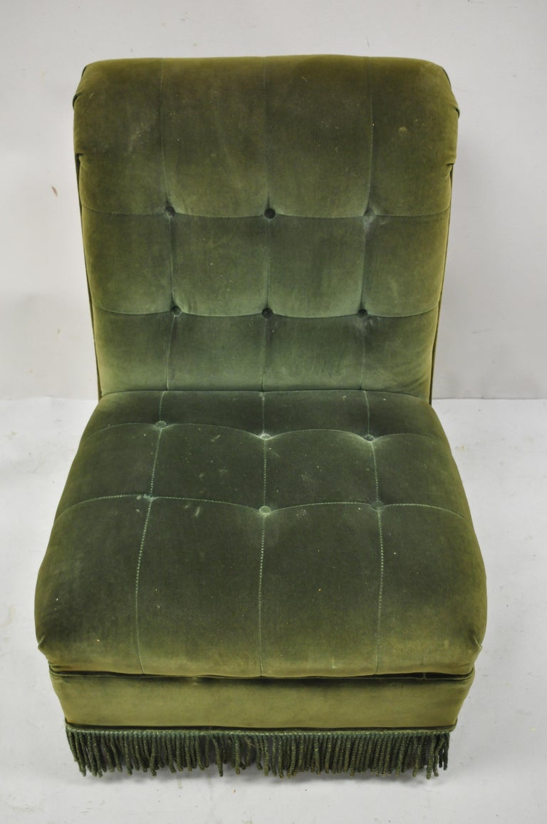 Antique Art Deco Green Velvet Mohair Rolled Back Fringed Slipper Lounge Chair In Good Condition For Sale In Philadelphia, PA