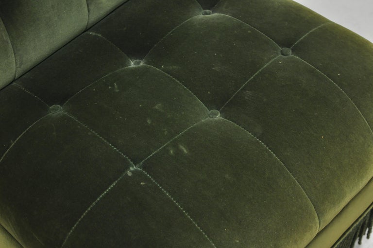 Antique Art Deco Green Velvet Mohair Rolled Back Fringed Slipper Lounge Chair For Sale 1