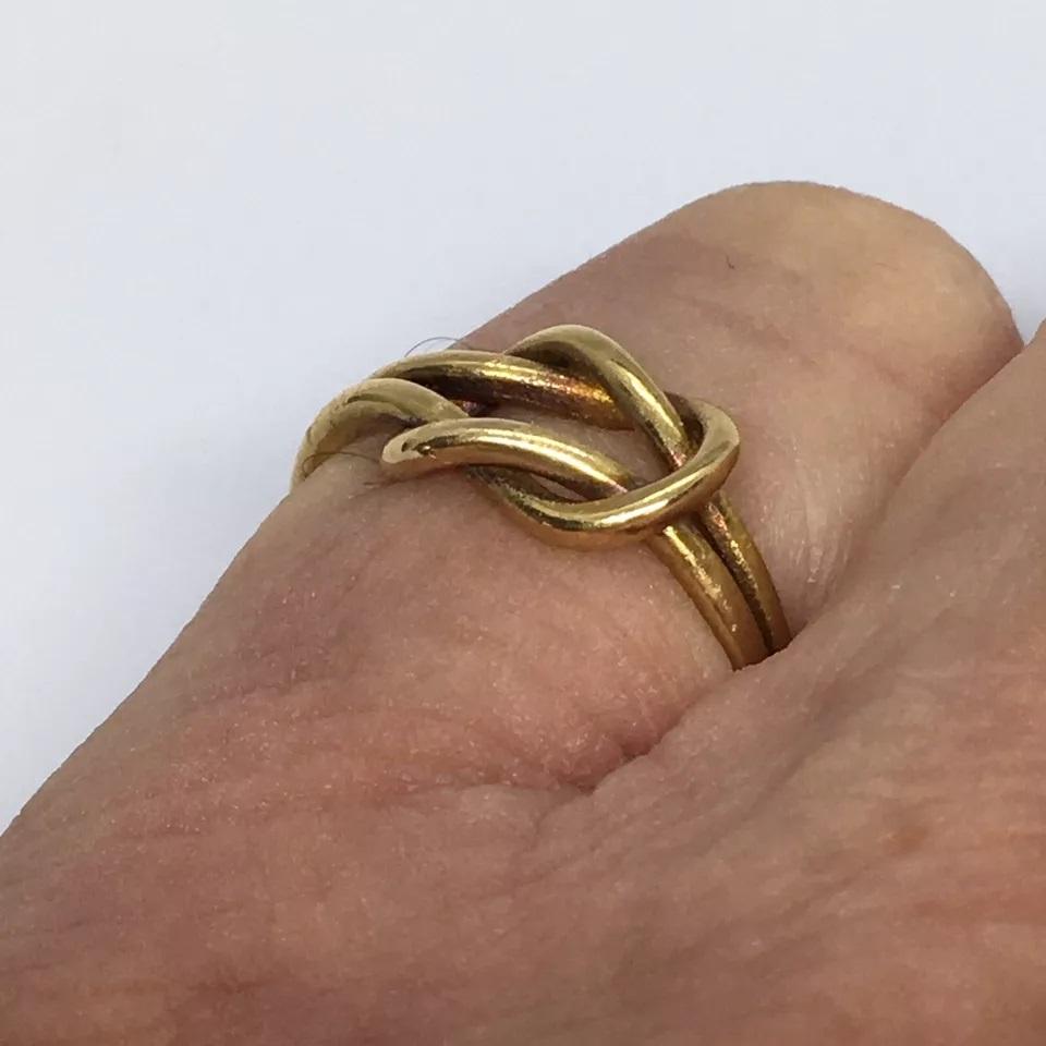 Antique Art Deco Gucci 18K Love Knot Ring 1930s 3.2 Gram Size 4.5 Fabrication For Sale 4