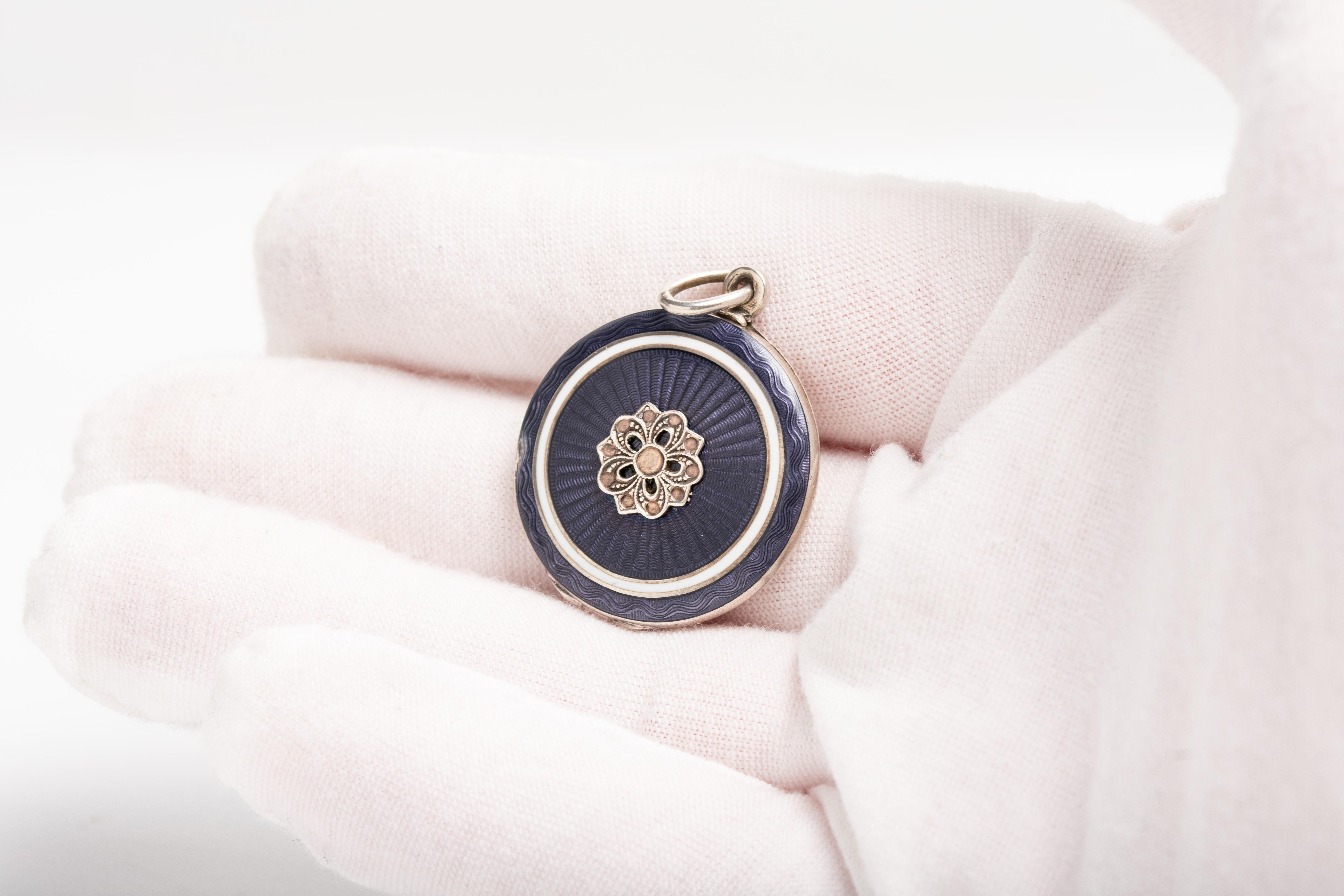 Art Deco Guilloche Enamel Silver Flower Locket In Good Condition For Sale In Portland, England