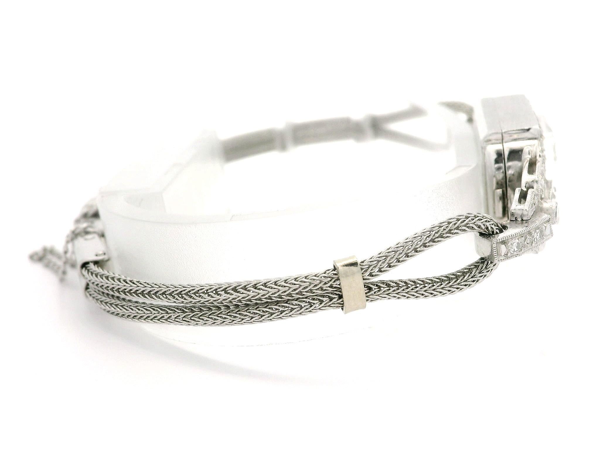 Hamilton, montre-bracelet jonc art déco ancien en or blanc et platine avec diamants Pour femmes en vente