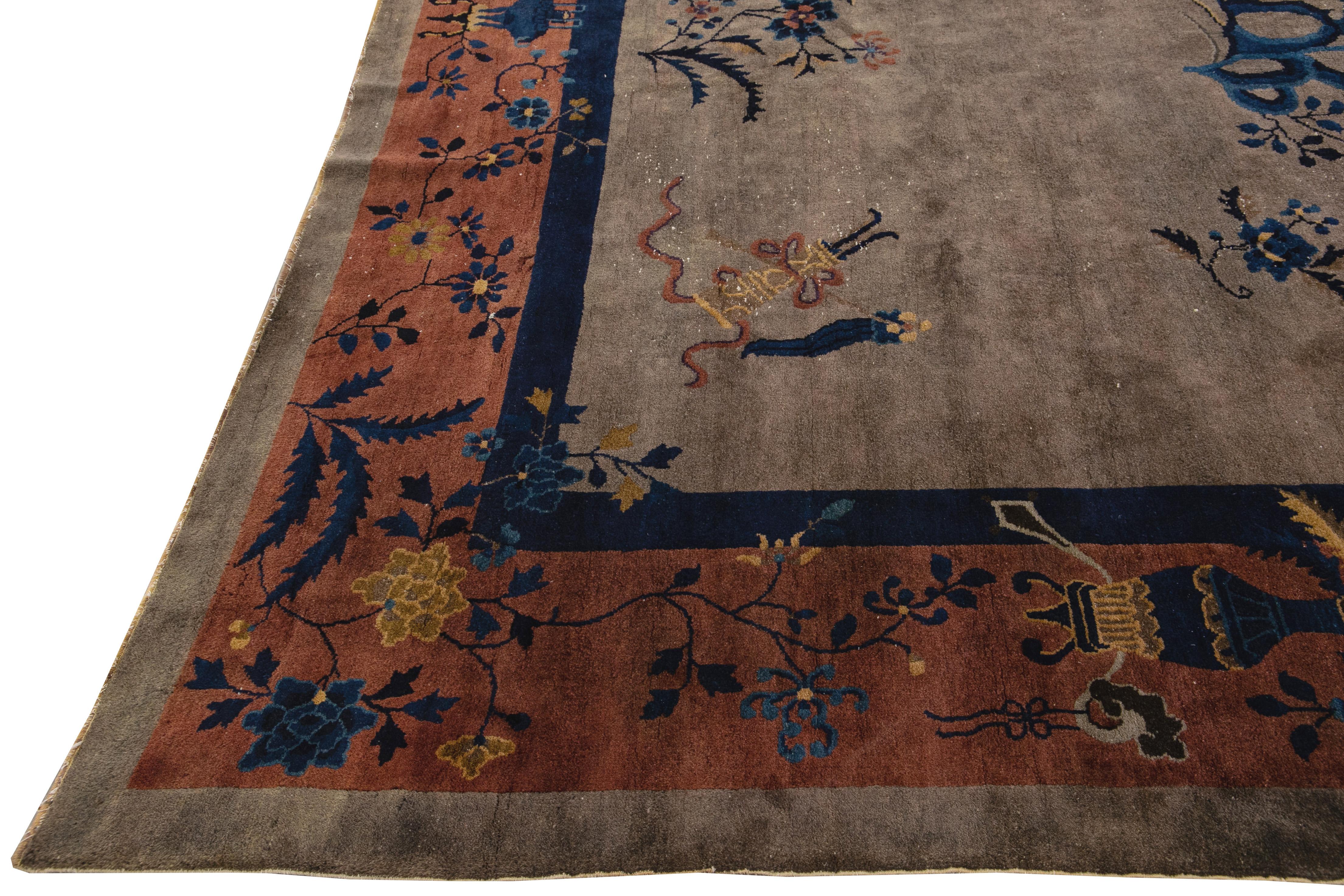 Antique Art Deco Handmade Floral Chinese Motif Wool Rug In Excellent Condition For Sale In Norwalk, CT
