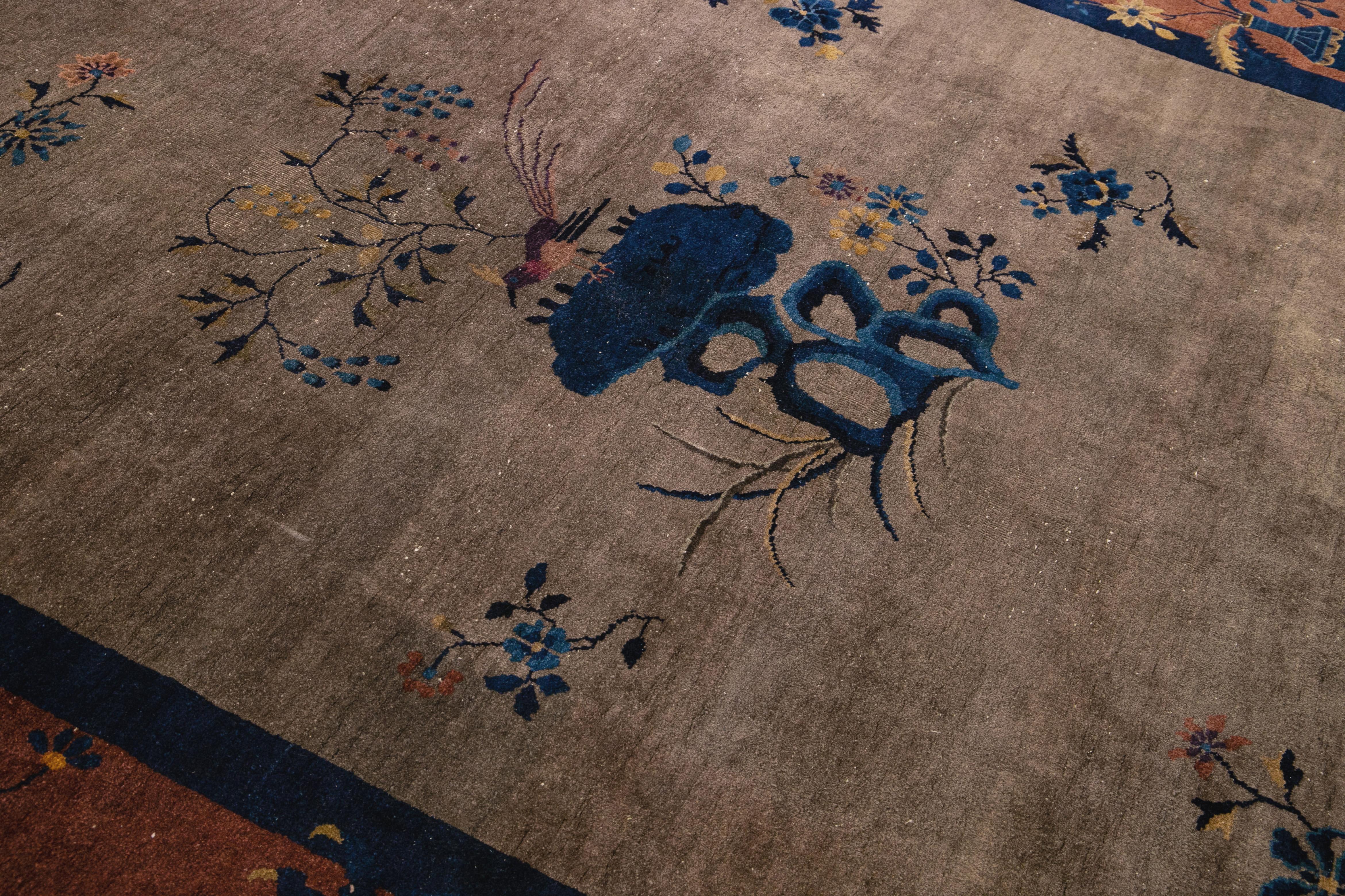 Antique Art Deco Handmade Floral Chinese Motif Wool Rug For Sale 3