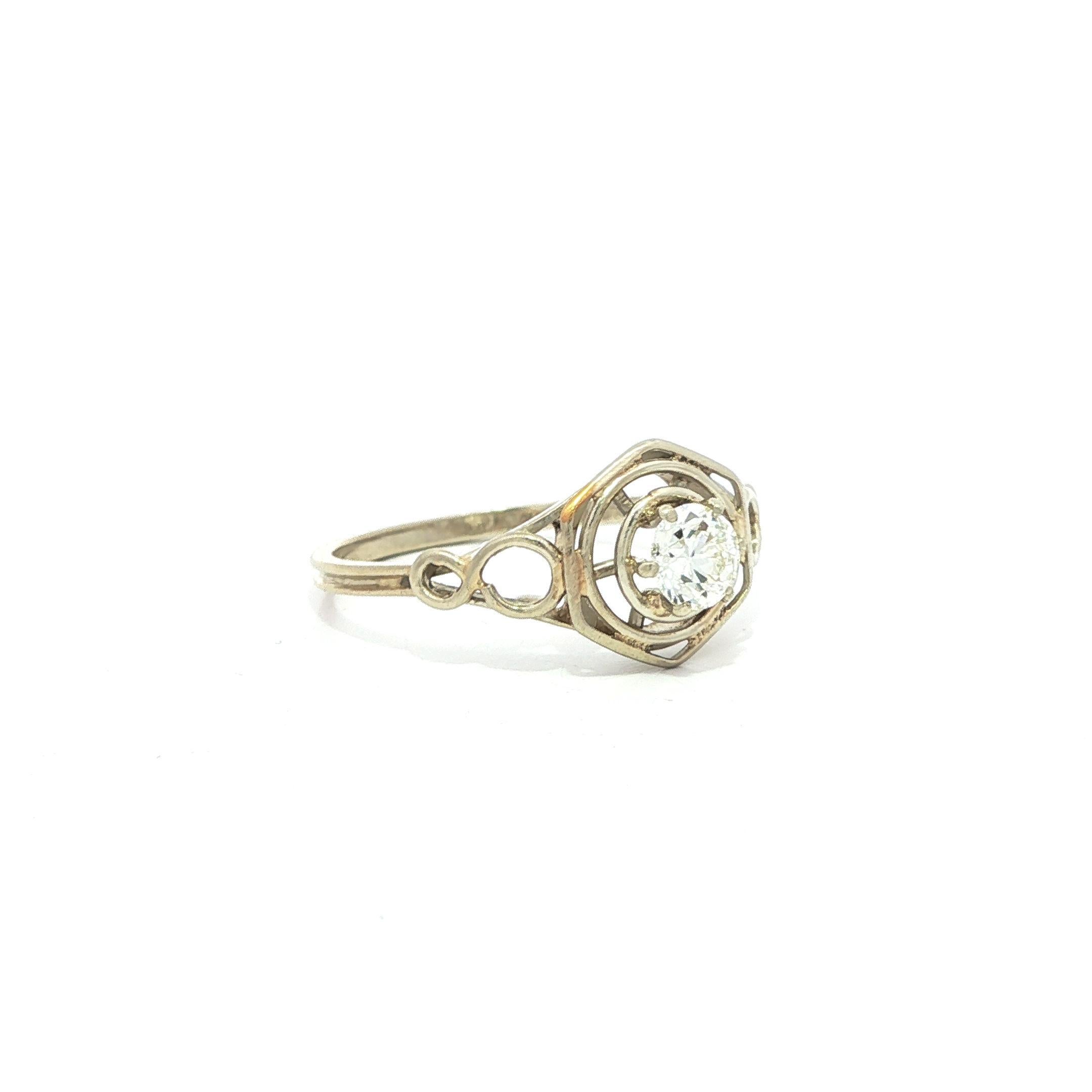 Anello d'oro antico Art Deco fatto a mano con diamante europeo 0,35ctw e lavorazione a filo aperto in vendita 5