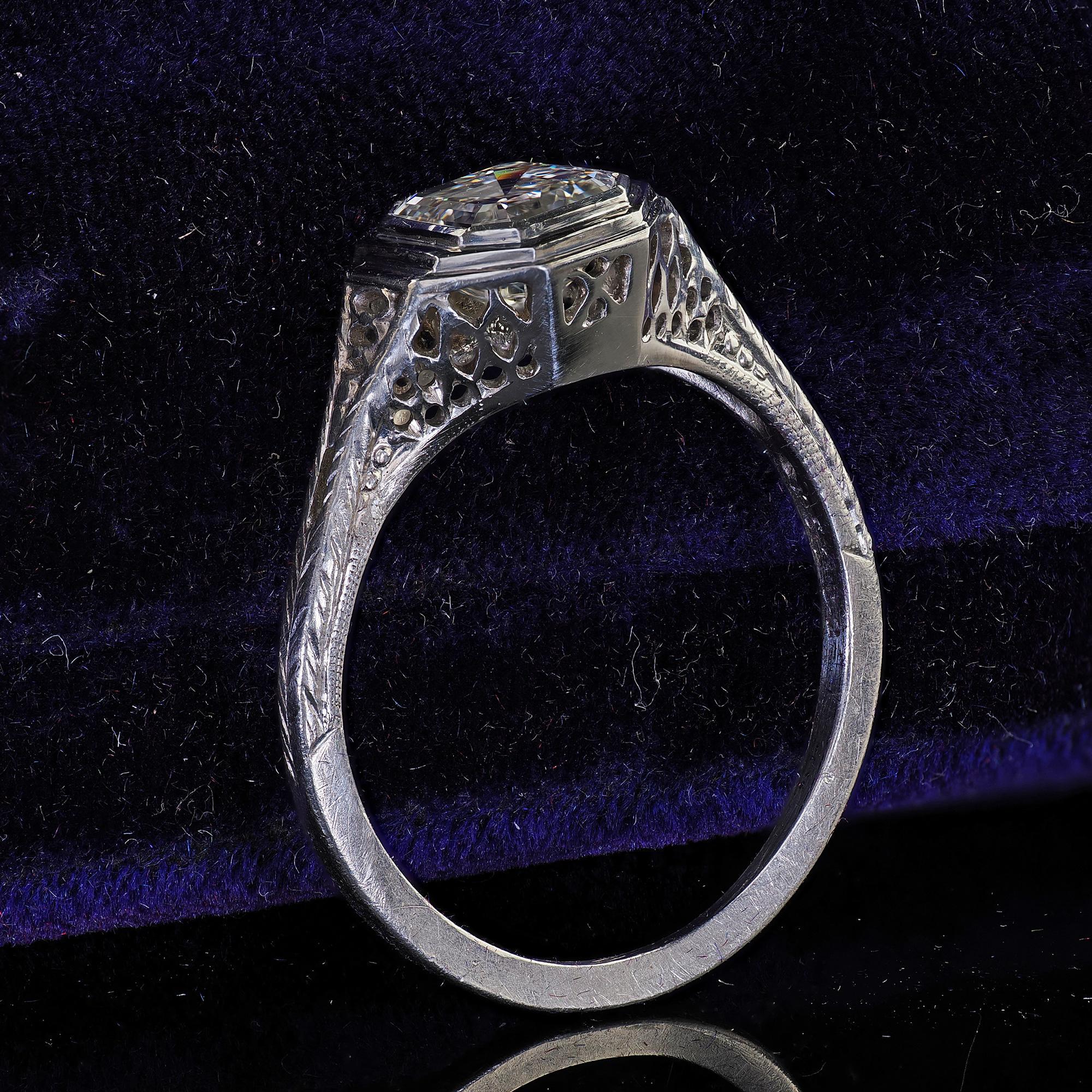 Antique Art Deco J. E. Caldwell Platinum Asscher Cut Engagement Ring - GIA In Good Condition For Sale In Great Neck, NY