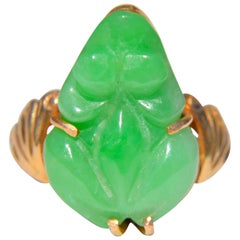 Antique Art Deco Jade Frog 18 Karat Gold Ring