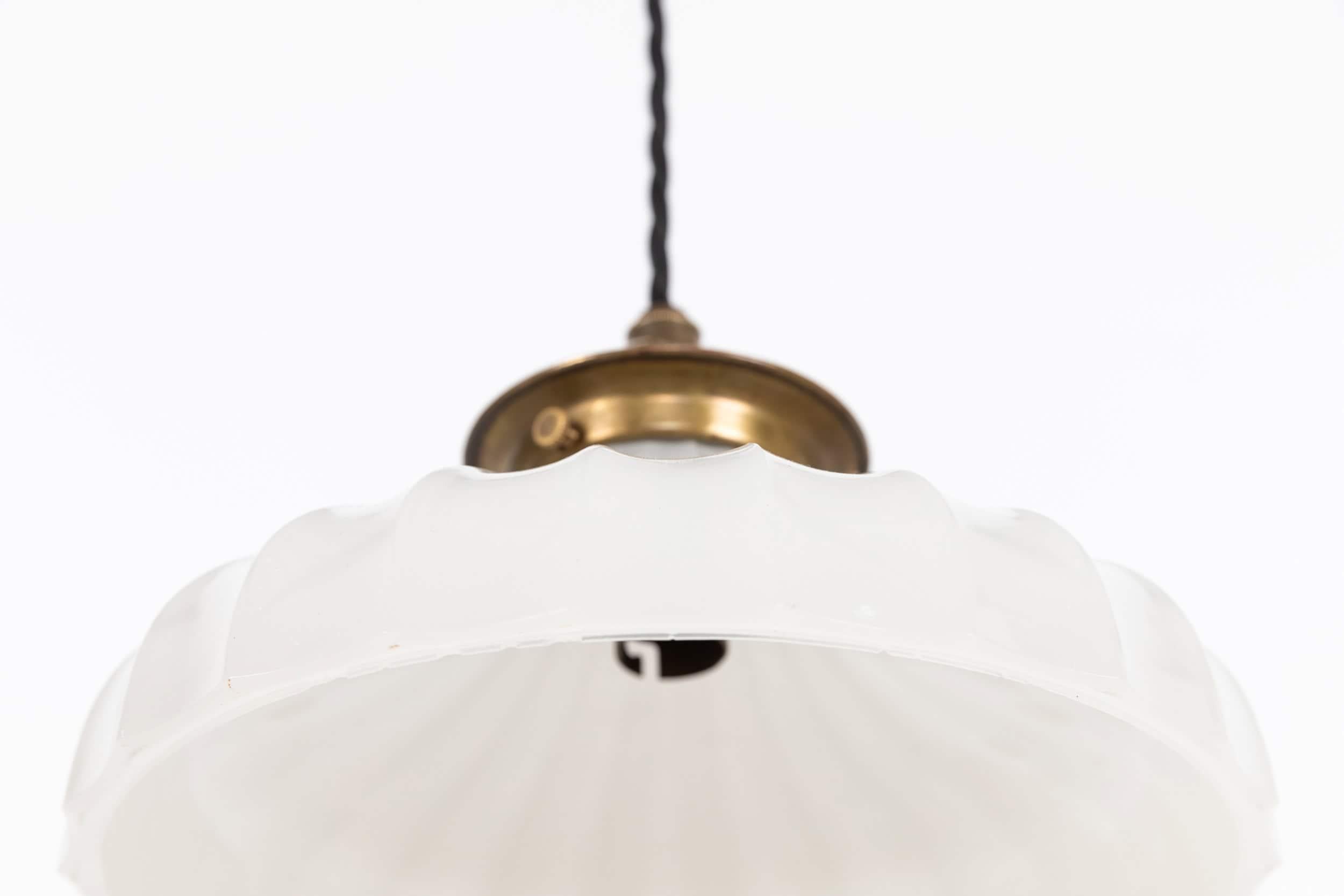 Antique Art Deco Jefferson Moonstone Doric Opaline Glass Light Pendant, C.1930 In Good Condition In London, GB