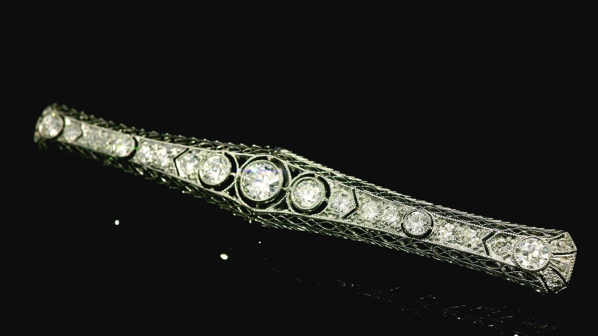 Art Déco Antico spillone Krementz in platino e oro 14k con diamante da 1,76 carati in filigrana in vendita
