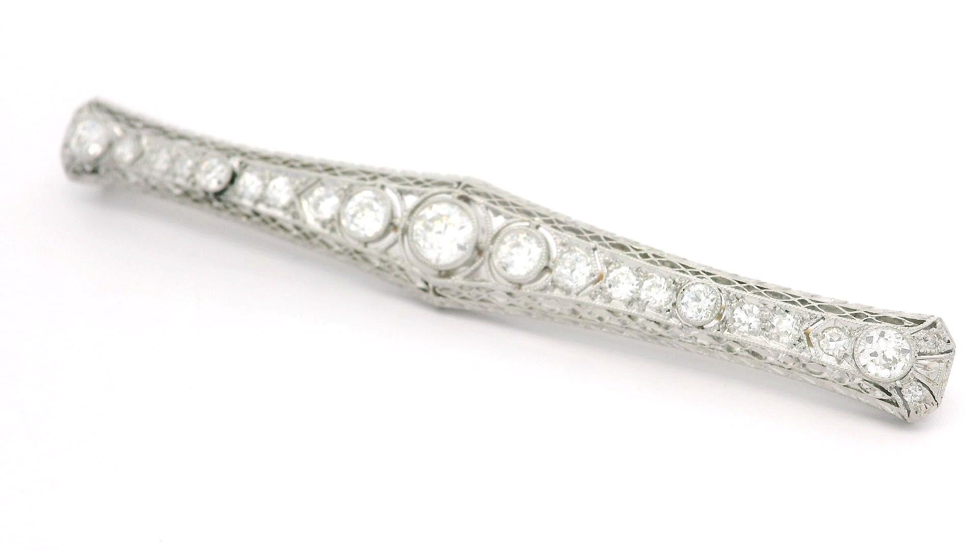 Antico spillone Krementz in platino e oro 14k con diamante da 1,76 carati in filigrana in vendita 1