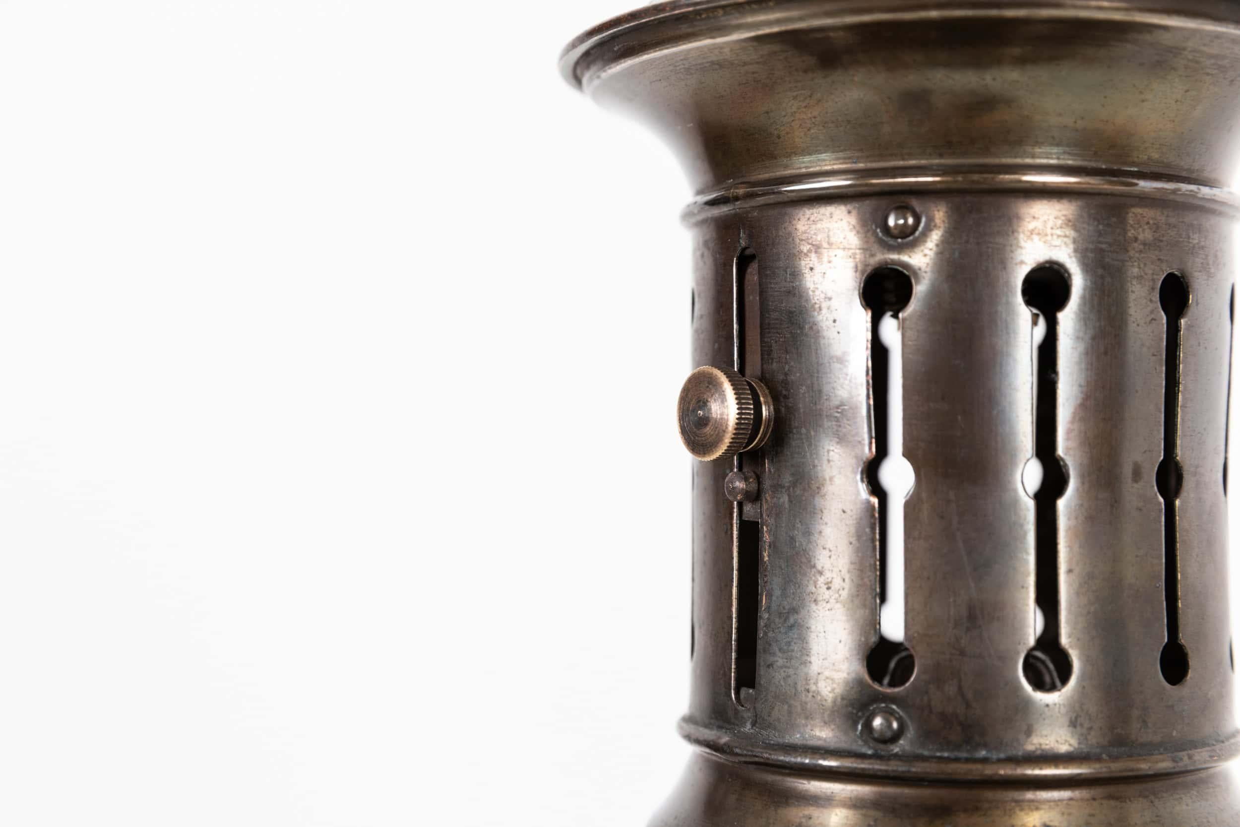 Antike Art Deco Große Jefferson Mondstein Opalglas Pendelleuchte, C.1920 (Englisch) im Angebot