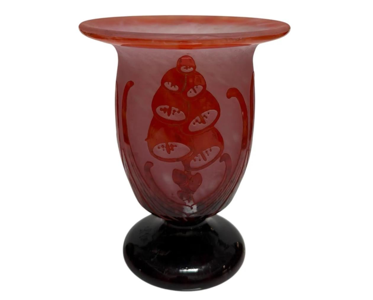 French Antique Art Deco Le Verre Francais Acid Etched Cameo Glass Vase C. 1920 For Sale