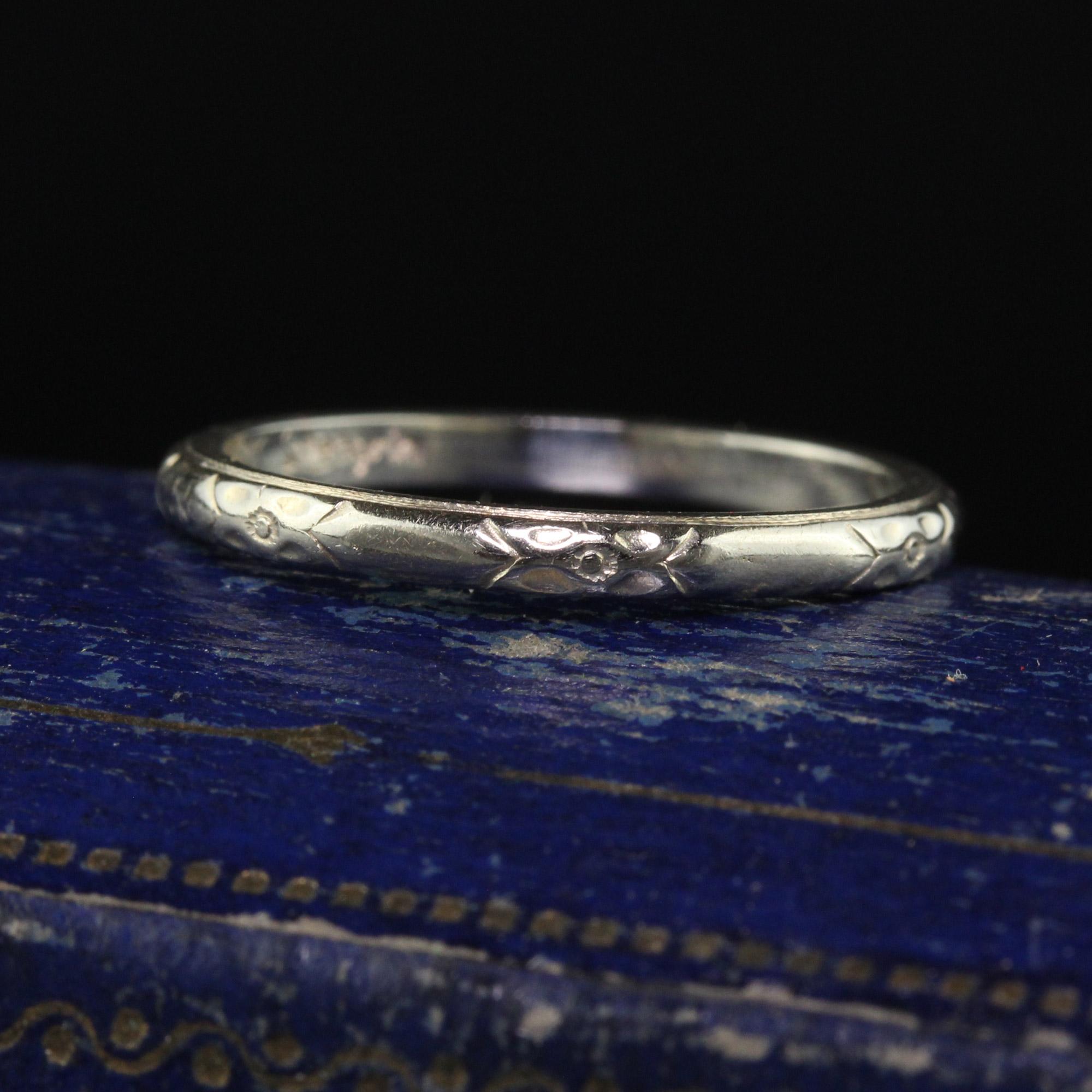 Beautiful Antique Art Deco Lohengrin 18K White Gold Engraved Wedding Band - Size 6. This beautiful wedding band is crafted in 18k white gold. The outside of the band is beautifully engraved around the entire ring and is in great condition. The ring