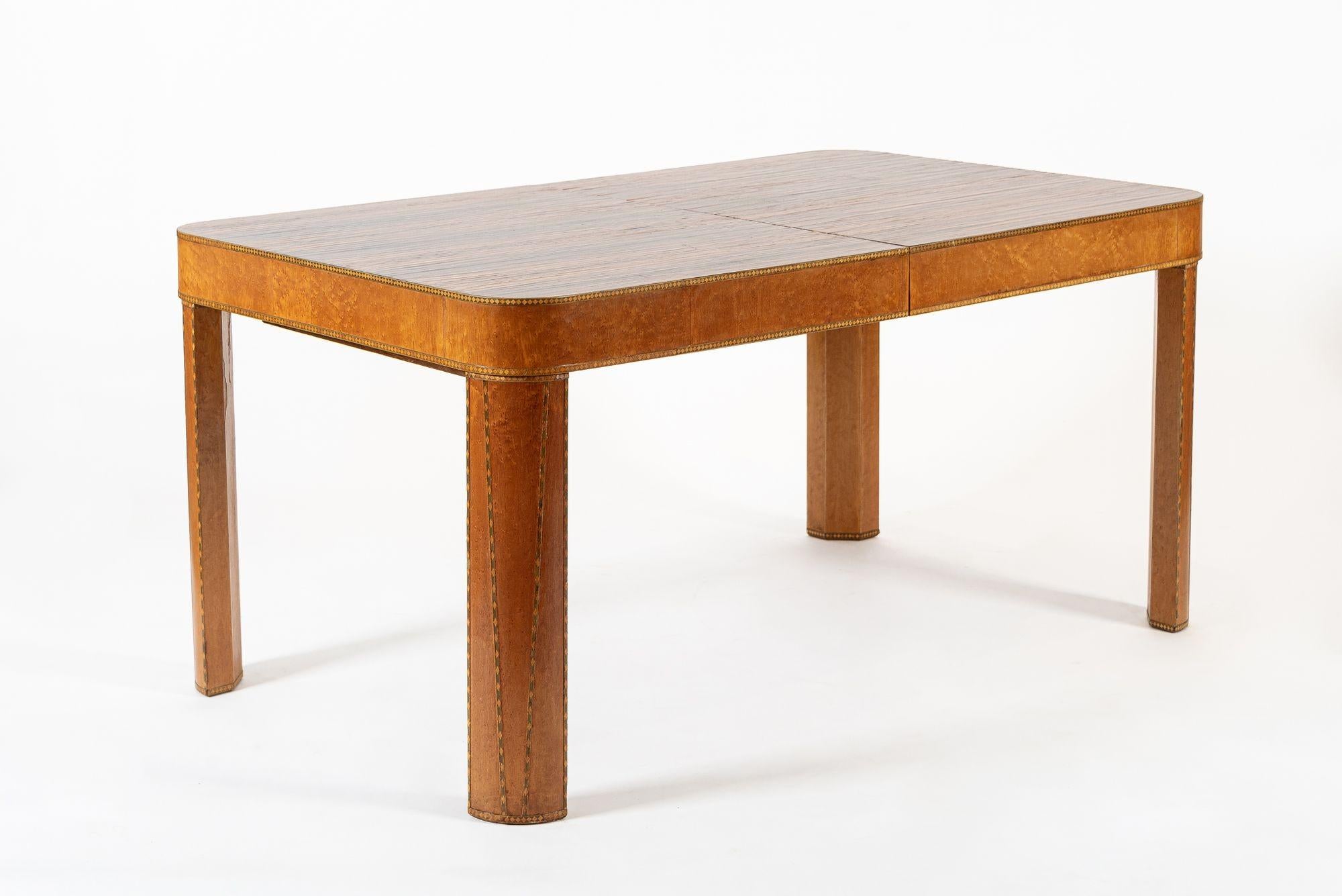 Table de salle à manger Art Déco ancienne en bois d'ébène de Macassar en vente 5