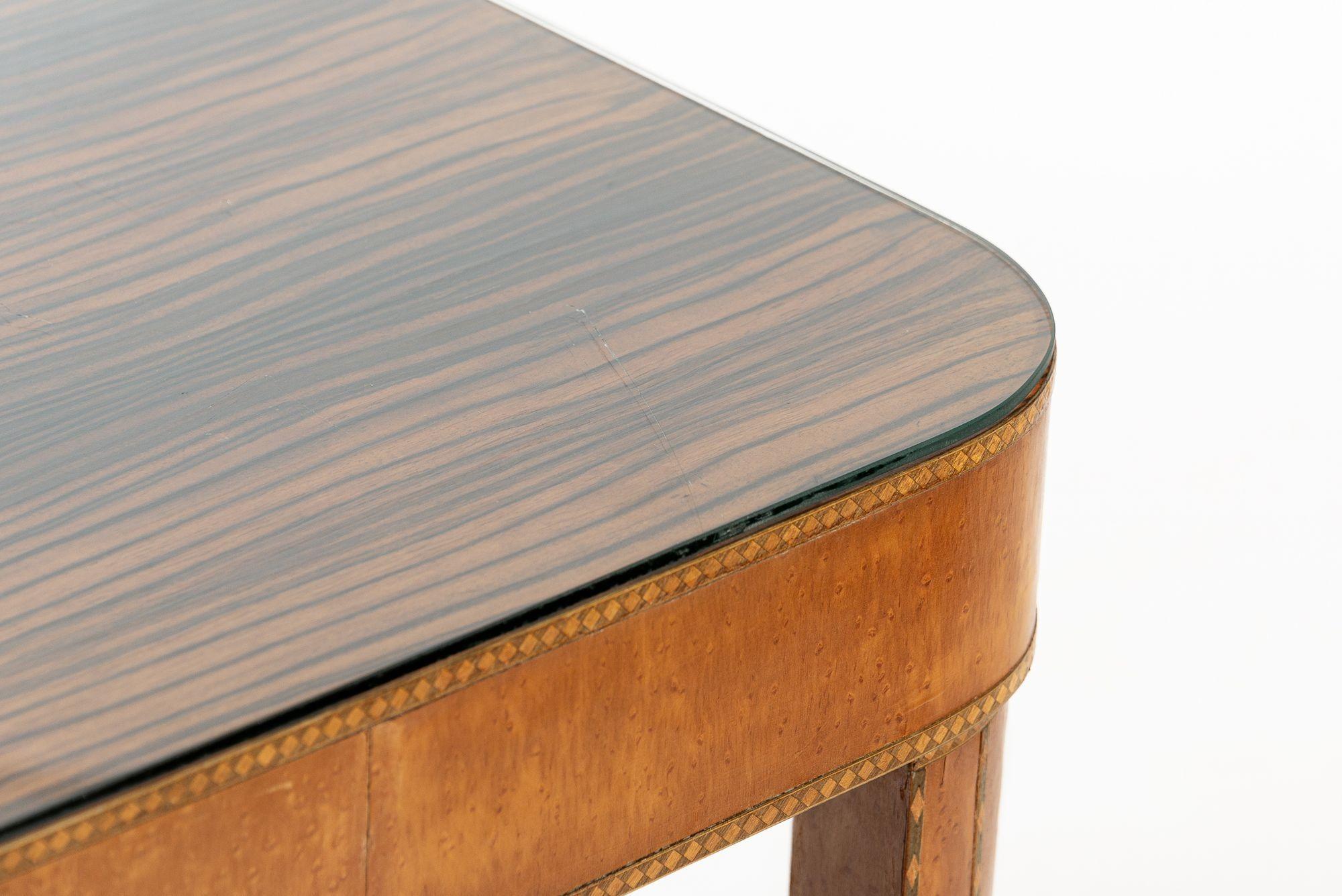 Table de salle à manger Art Déco ancienne en bois d'ébène de Macassar en vente 2