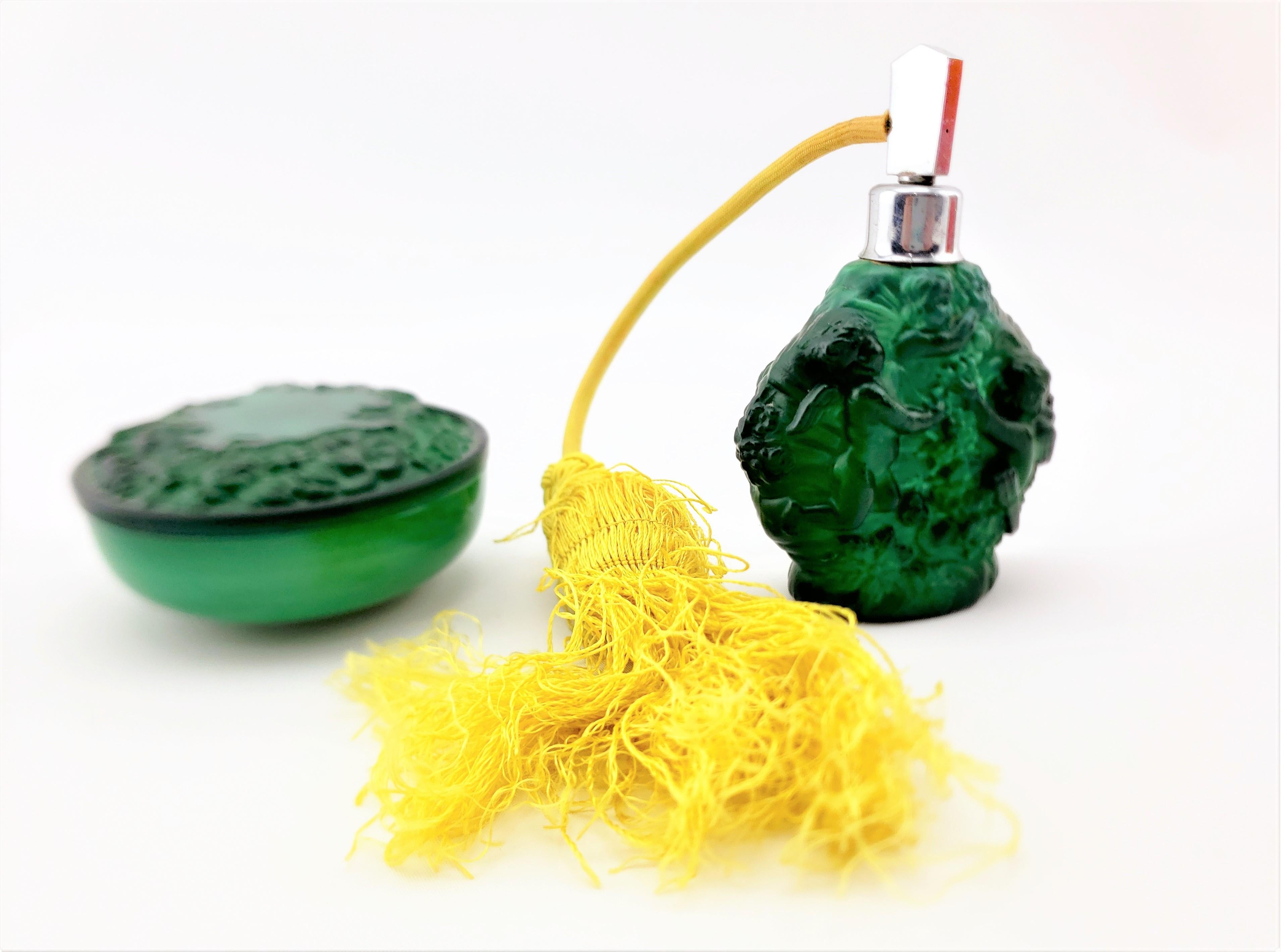 Antique Art Deco Malachite Green Glass Perfume Spray Bottle & Dresser Jar Set For Sale 4