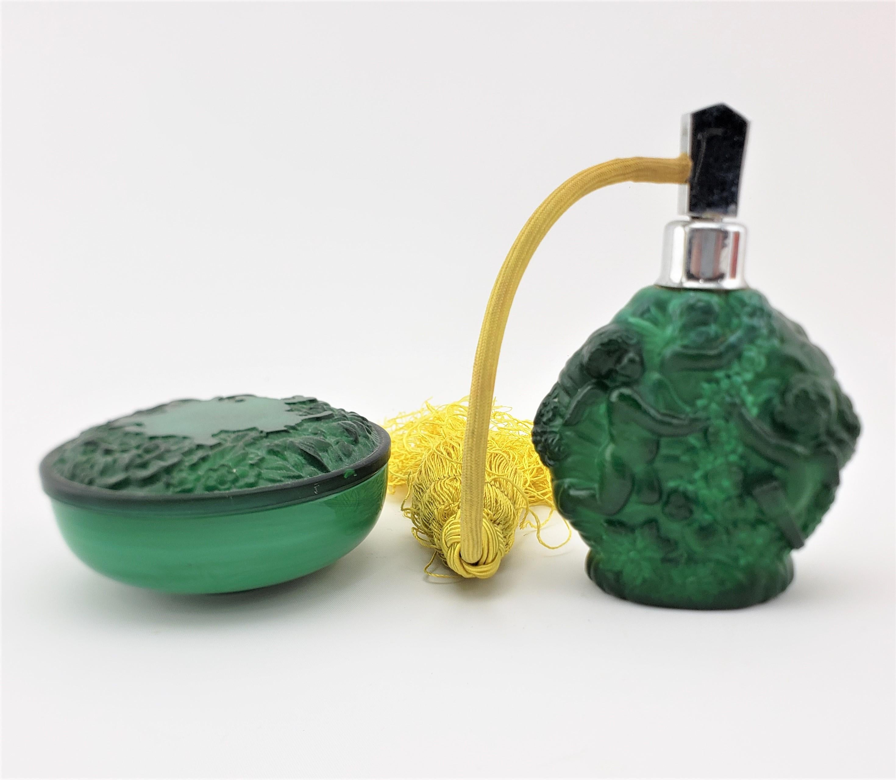 Moulé Ensemble ancien flacon de parfum et jarre à parfum en verre vert malachite Art Déco en vente