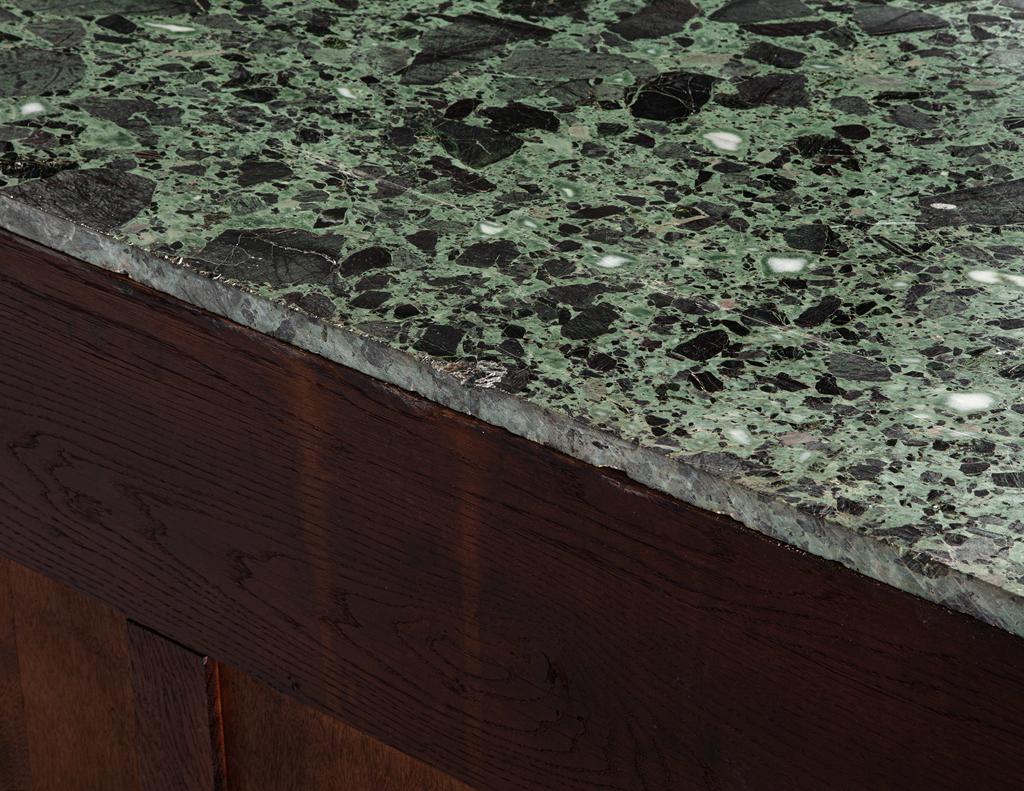 Antico mobile buffet con piano in marmo Art Deco in vendita 4