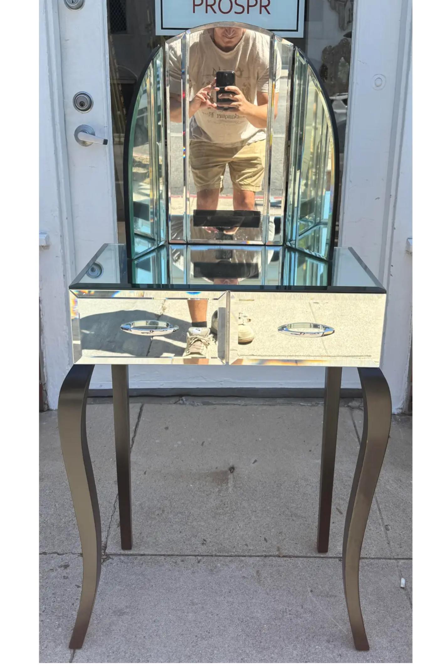 Antique Art Deco Mirrored Tri Fold Vanity Dressing Table In Good Condition For Sale In LOS ANGELES, CA