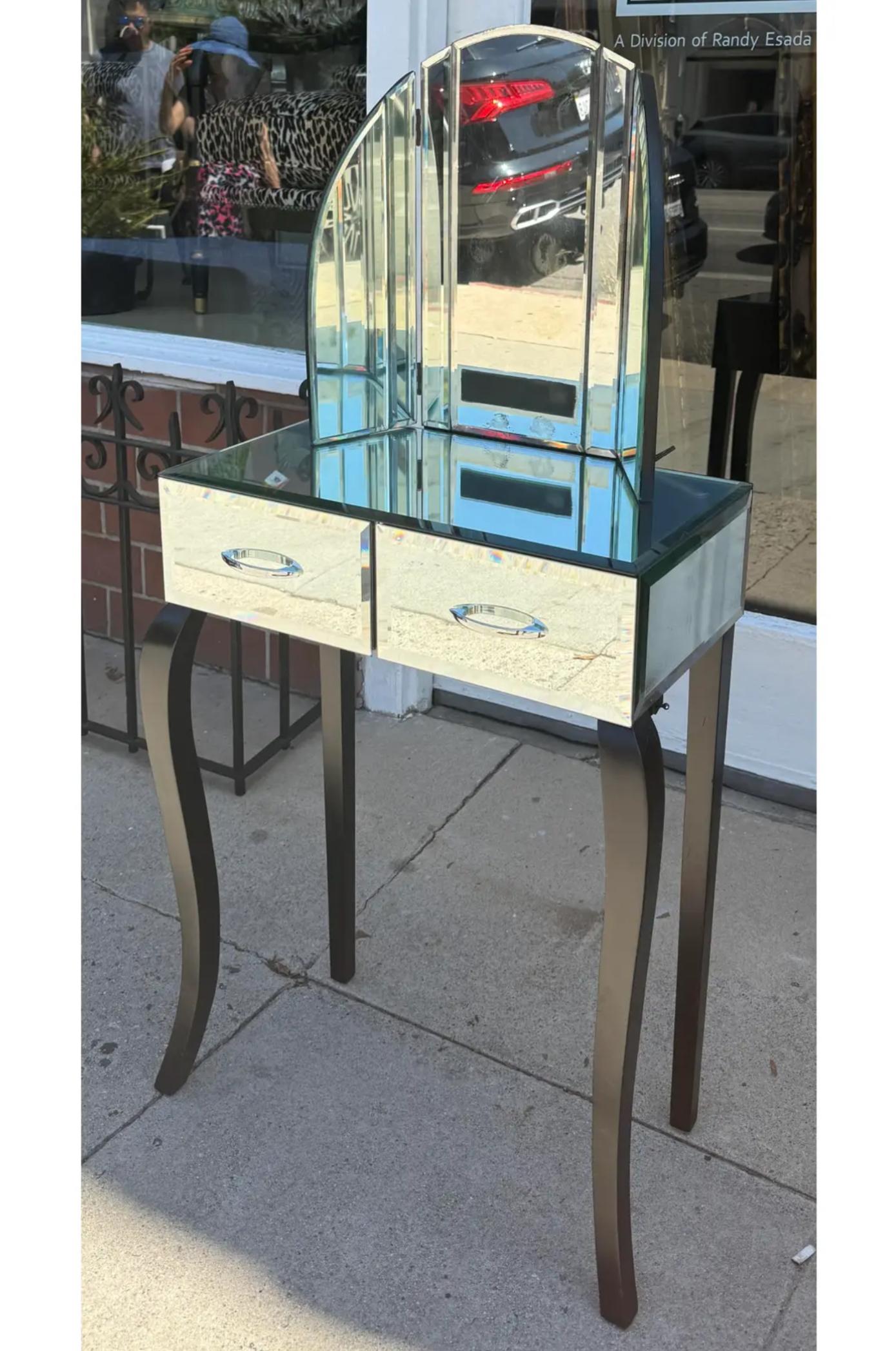 Mid-20th Century Antique Art Deco Mirrored Tri Fold Vanity Dressing Table For Sale
