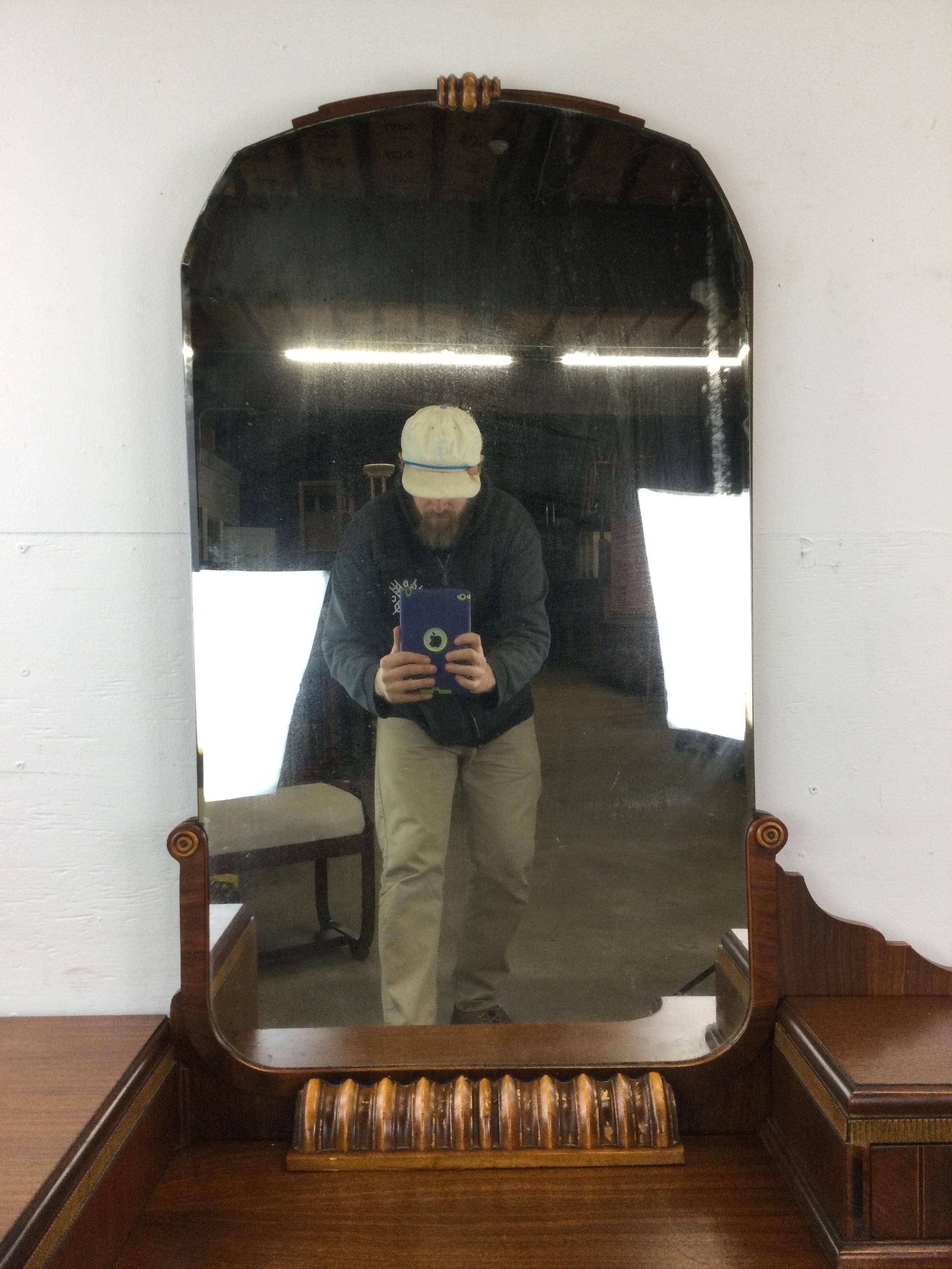 antique round mirror vanity
